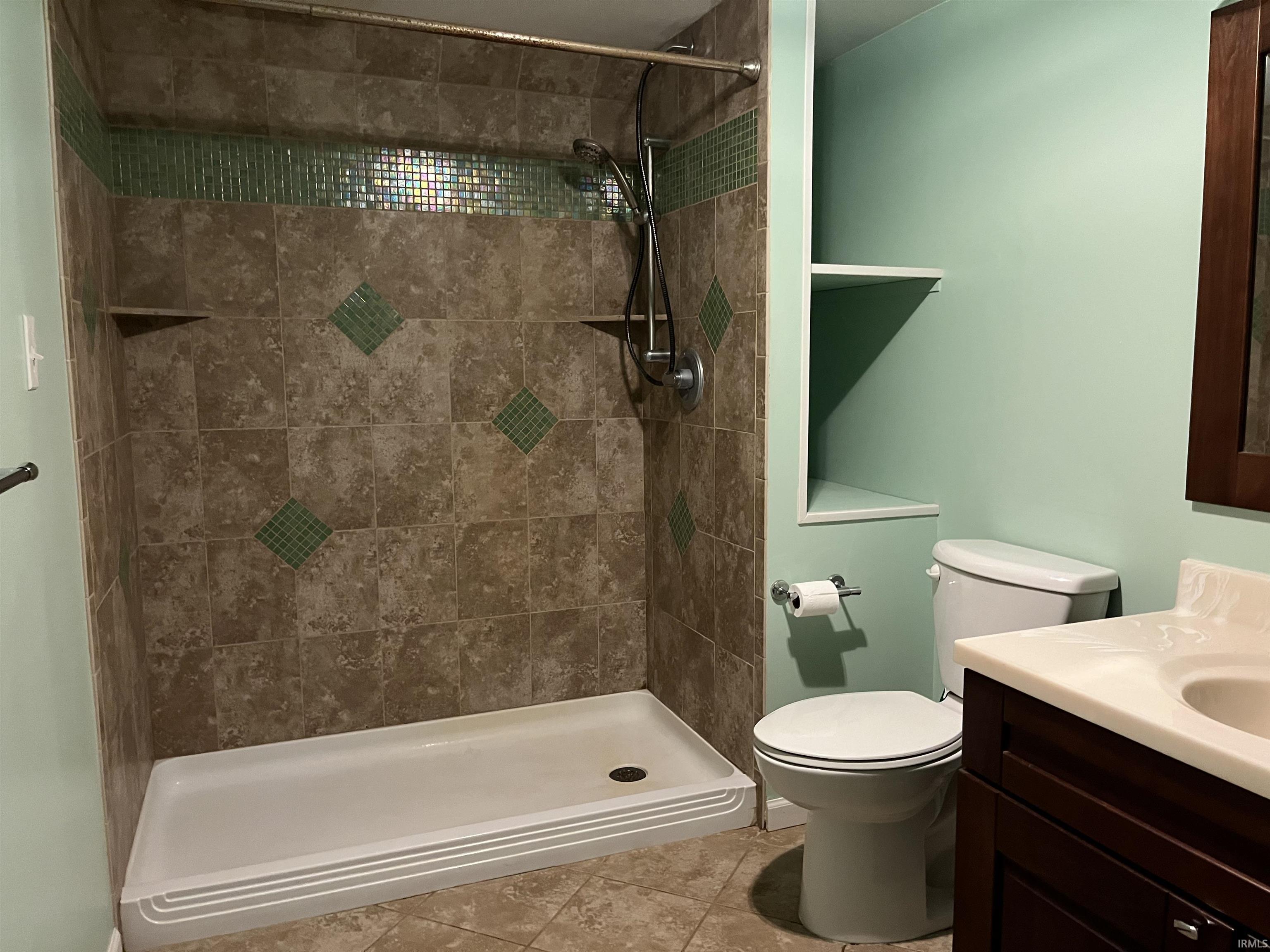 2289 Lake Sharon