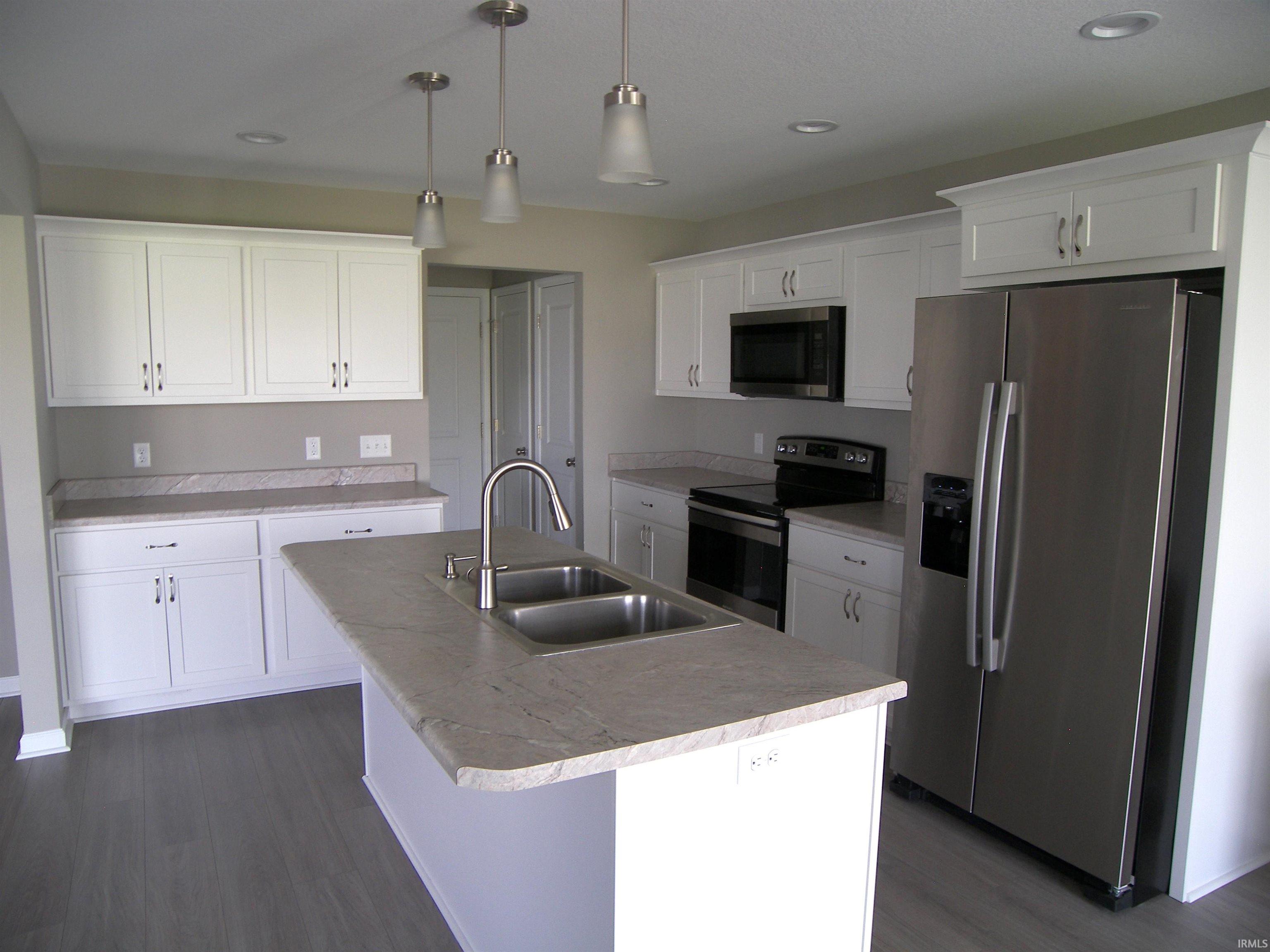 4731 Baldwin