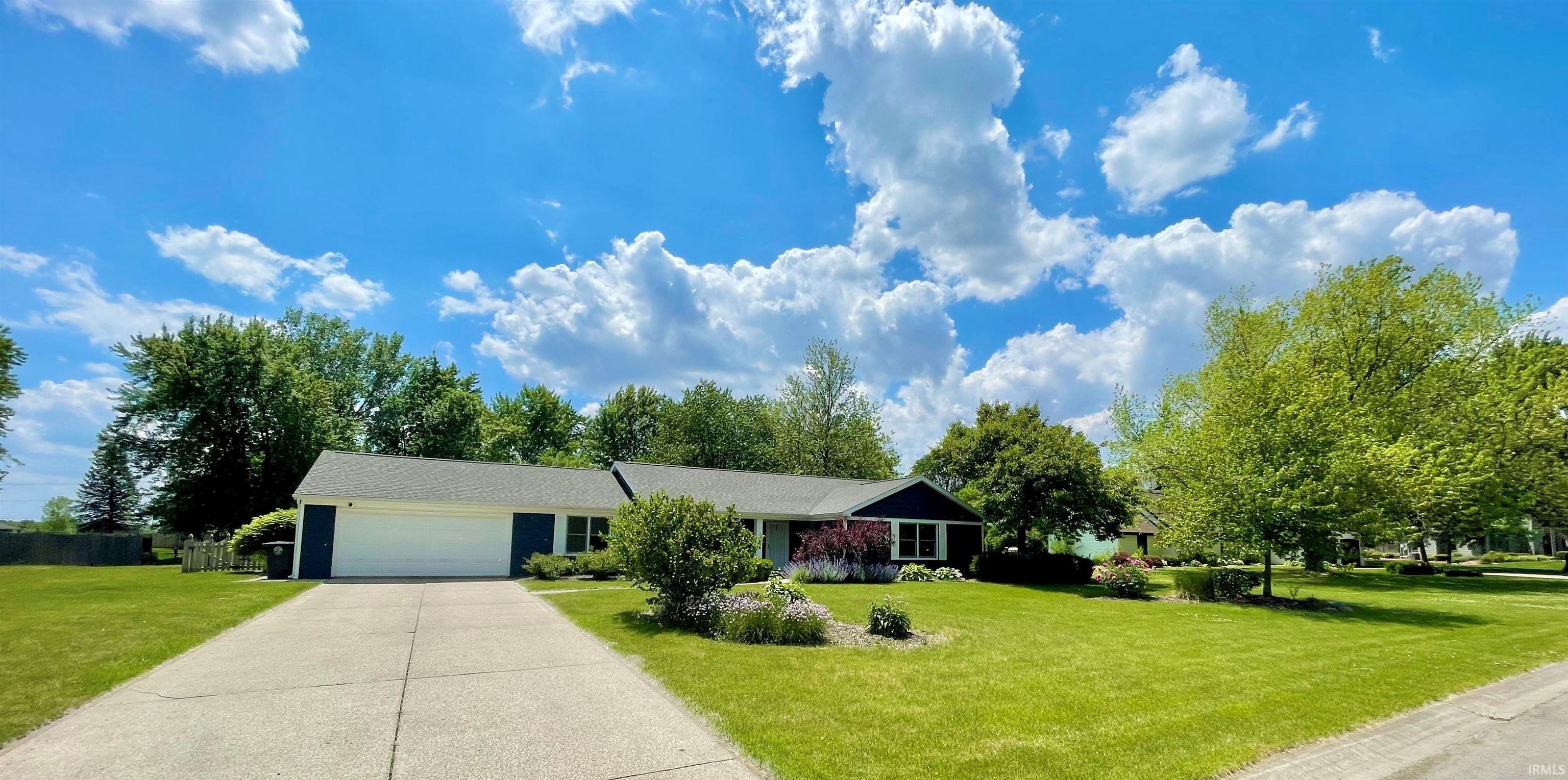 10509 Hickory Tree