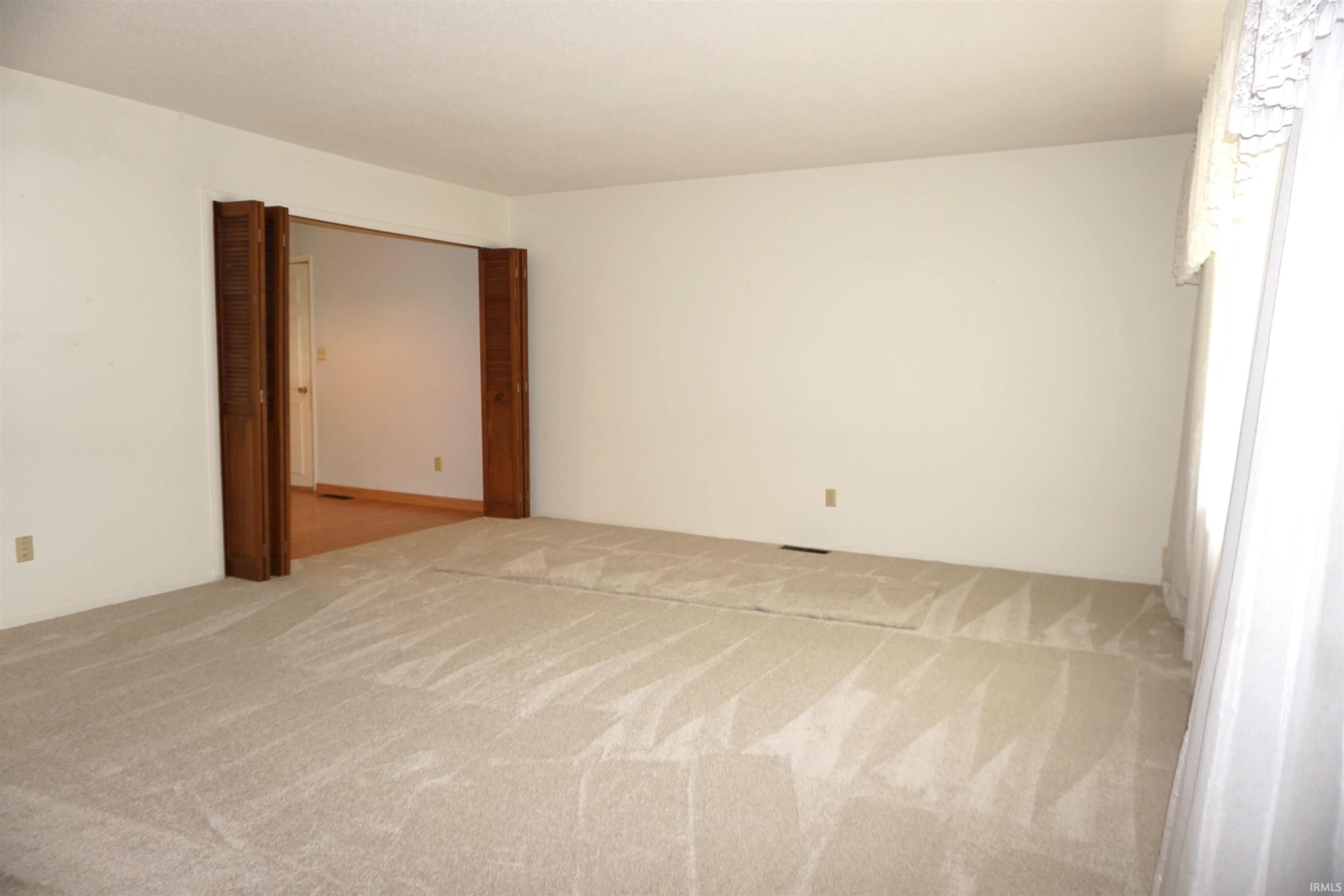 1718 Maplewood