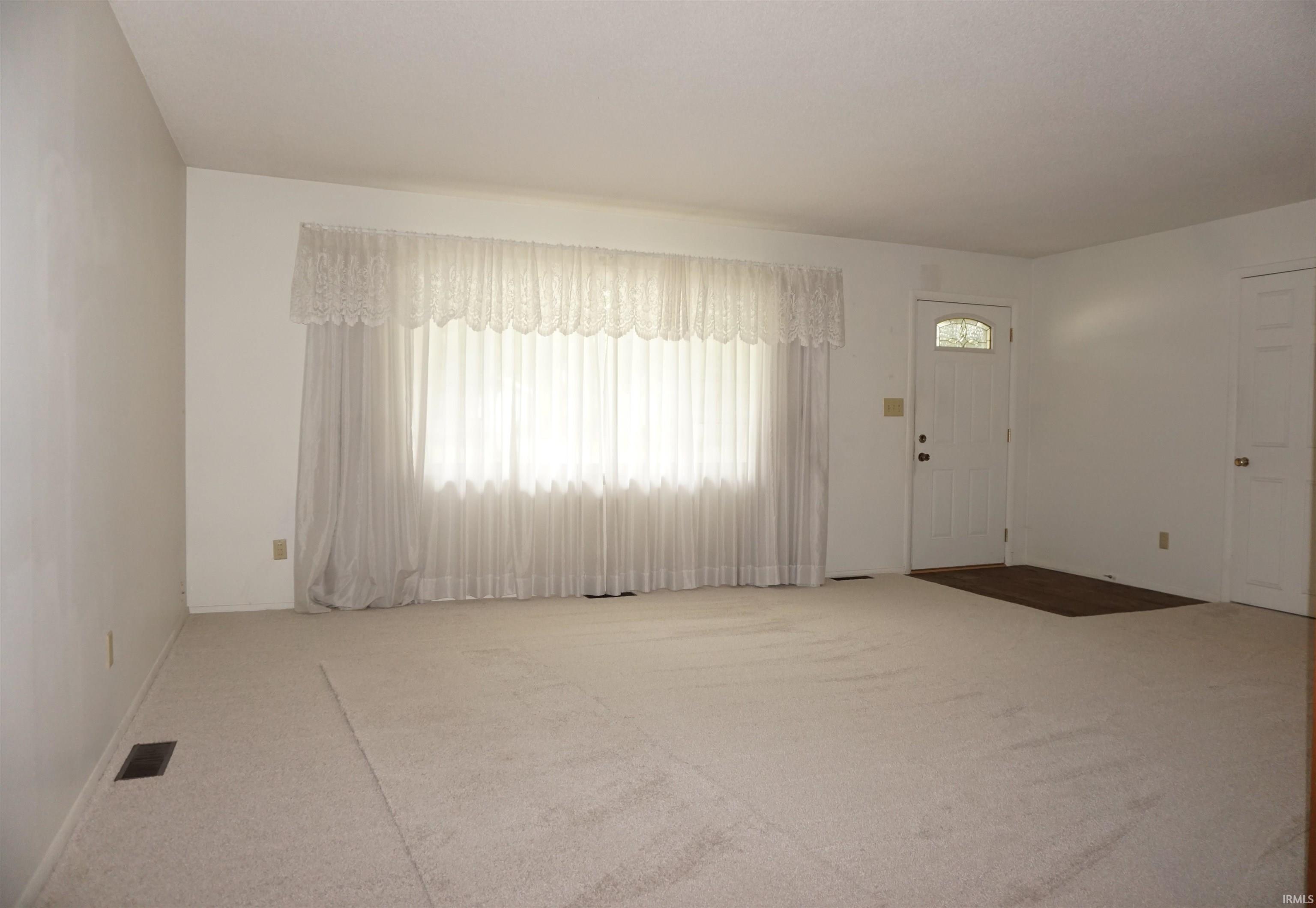 1718 Maplewood