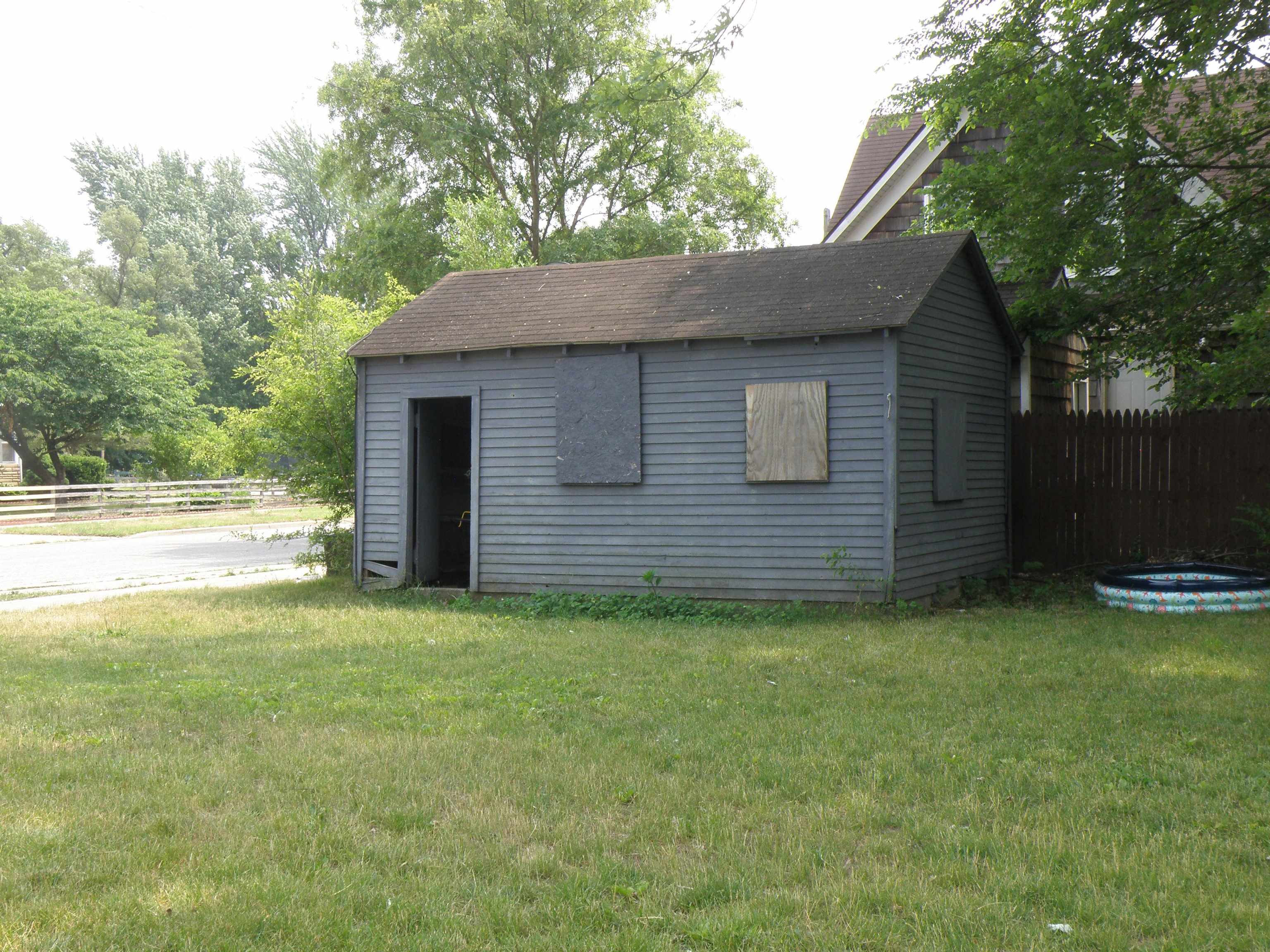 1617 Eighth