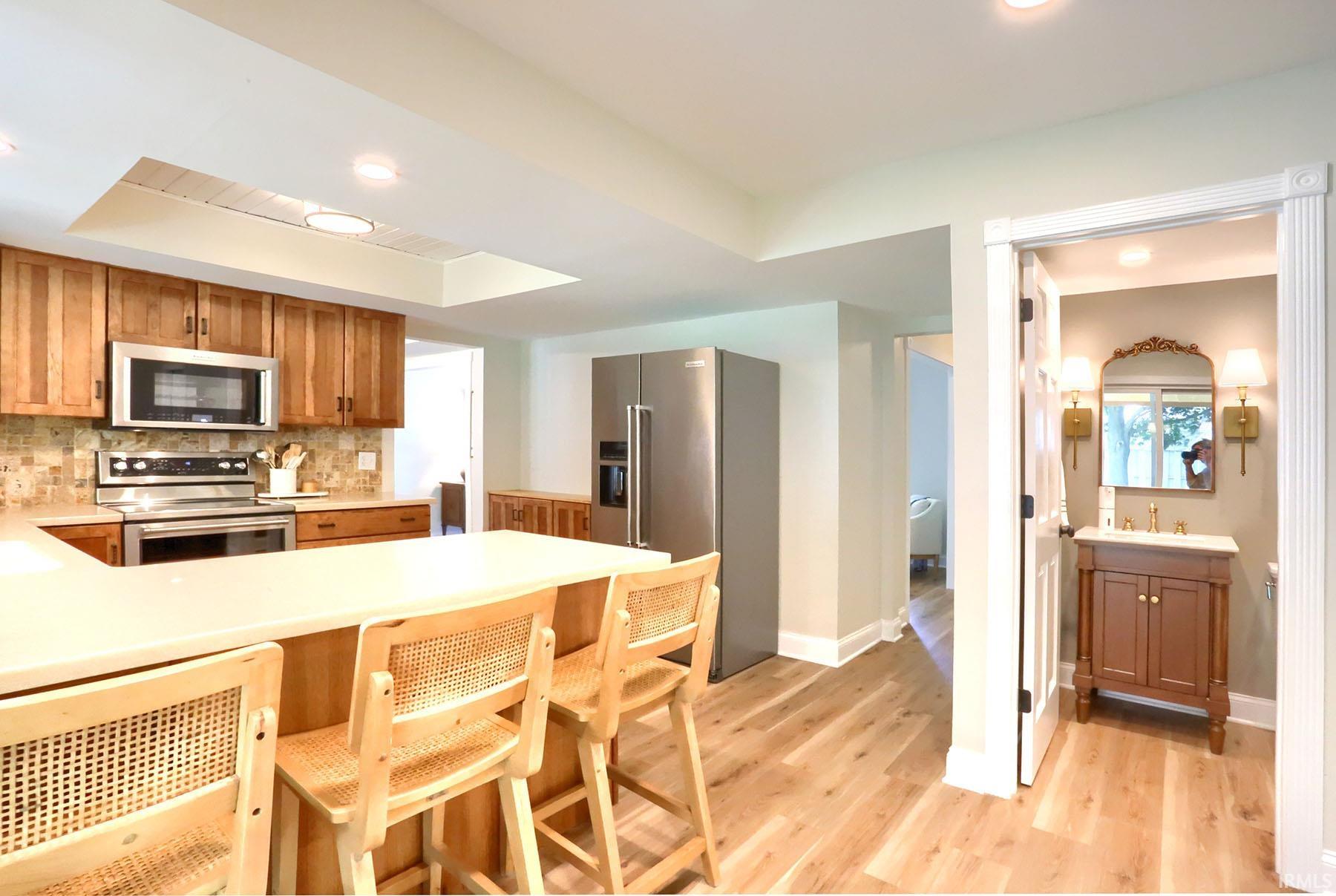 614 Lindberg
