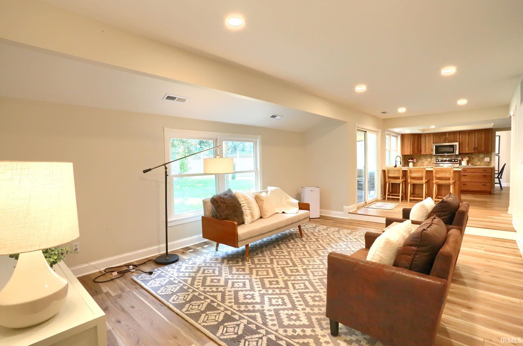 614 Lindberg