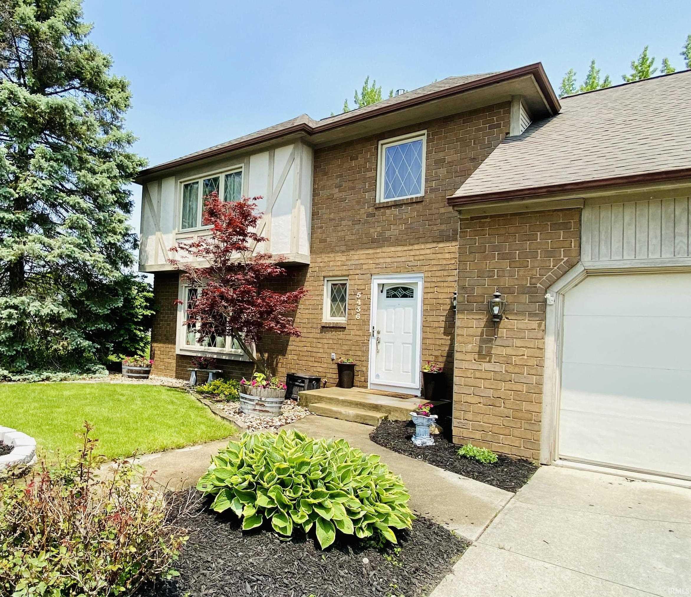 5436 Potomac