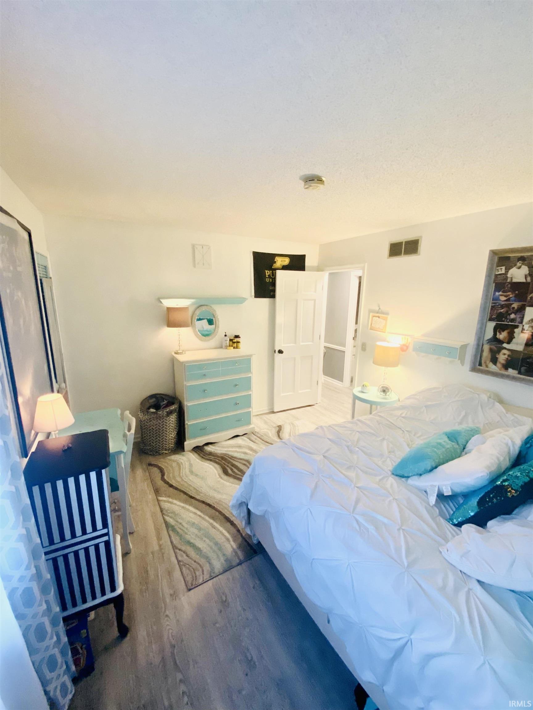 5436 Potomac