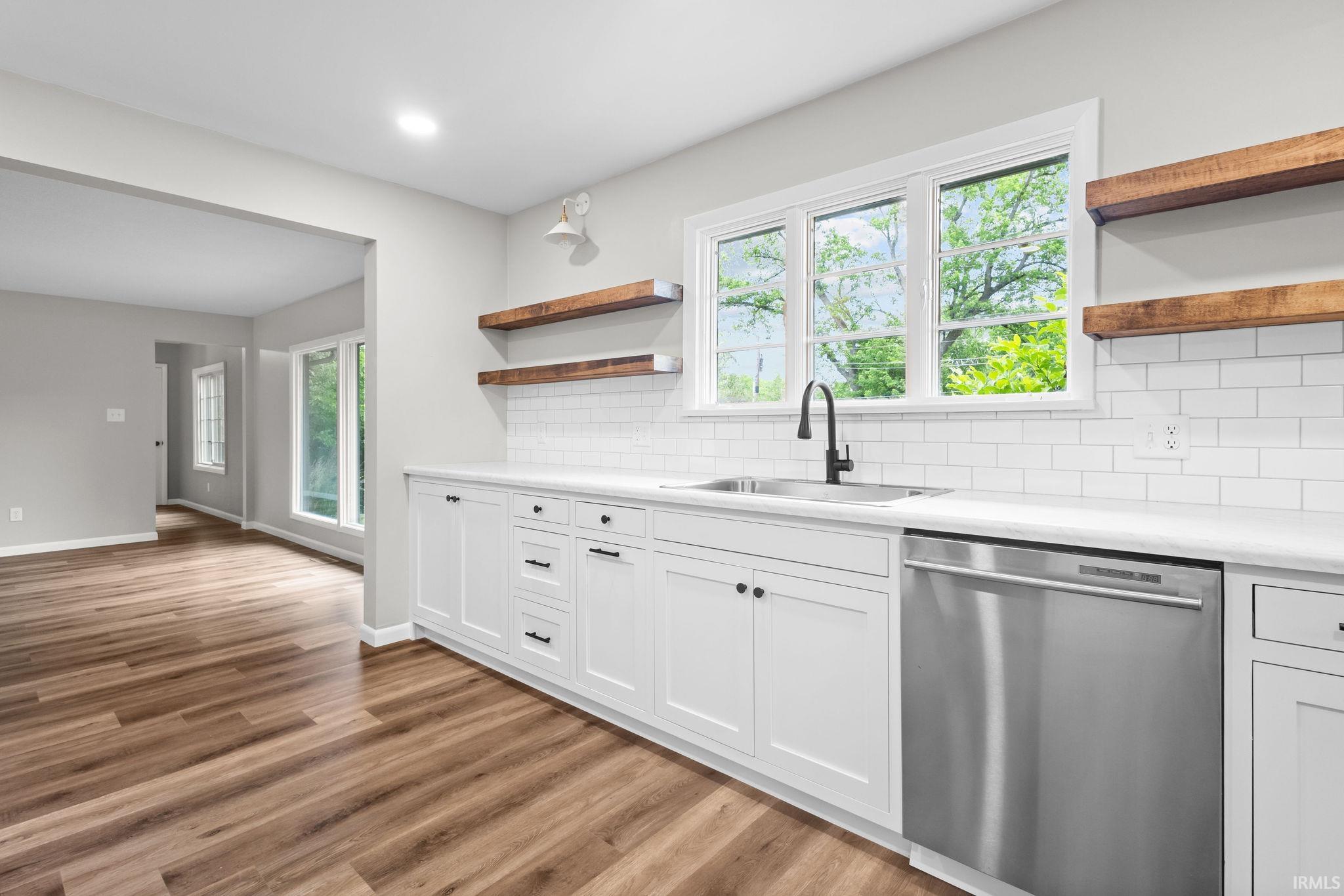 3003 Grandview