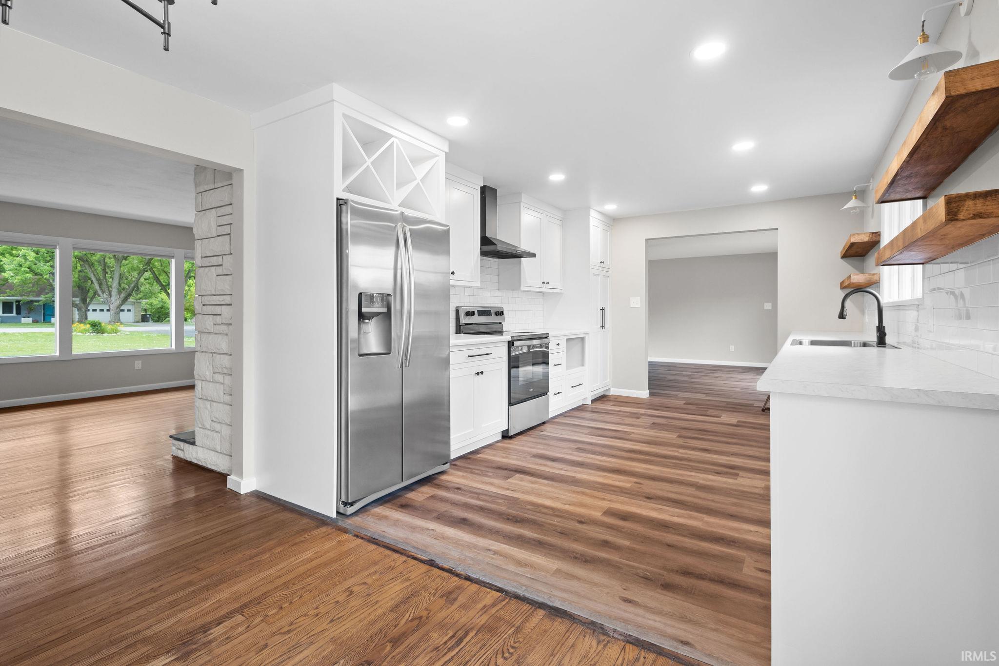 3003 Grandview