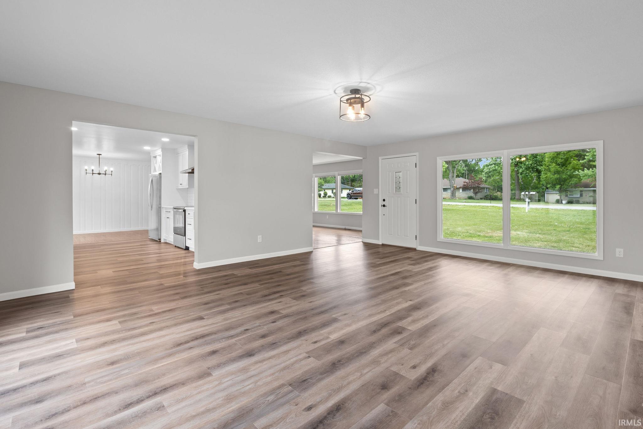 3003 Grandview