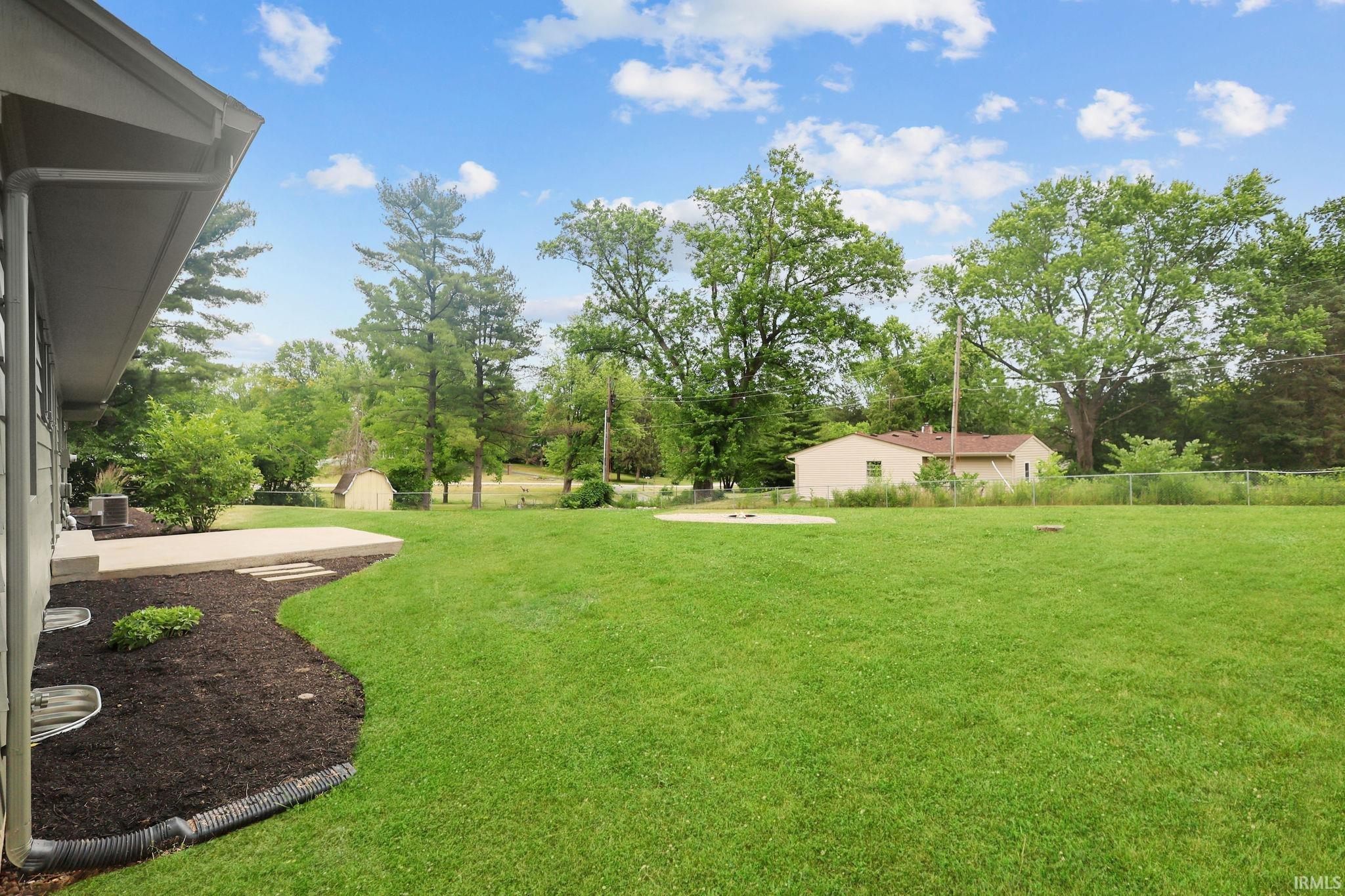 3003 Grandview