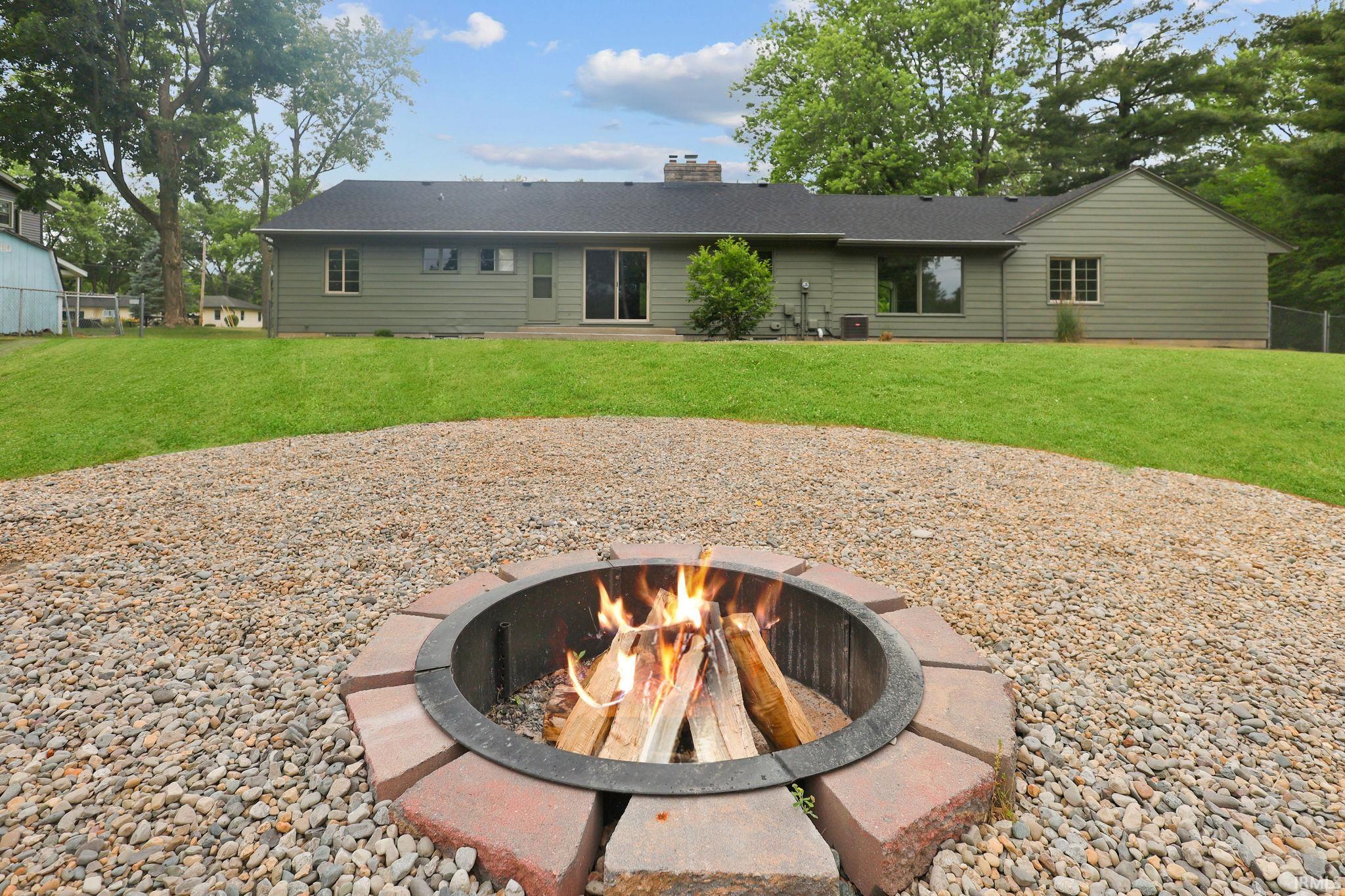 3003 Grandview