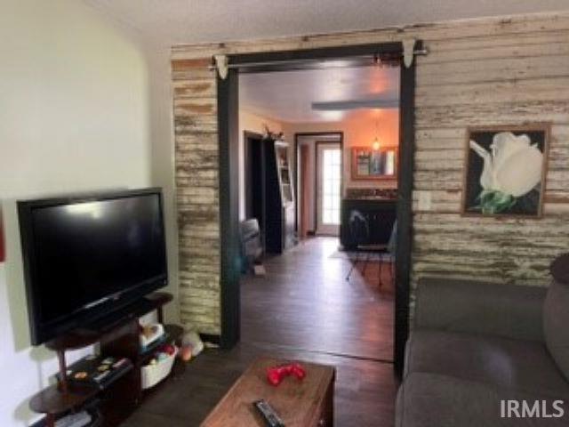 1632 Elm