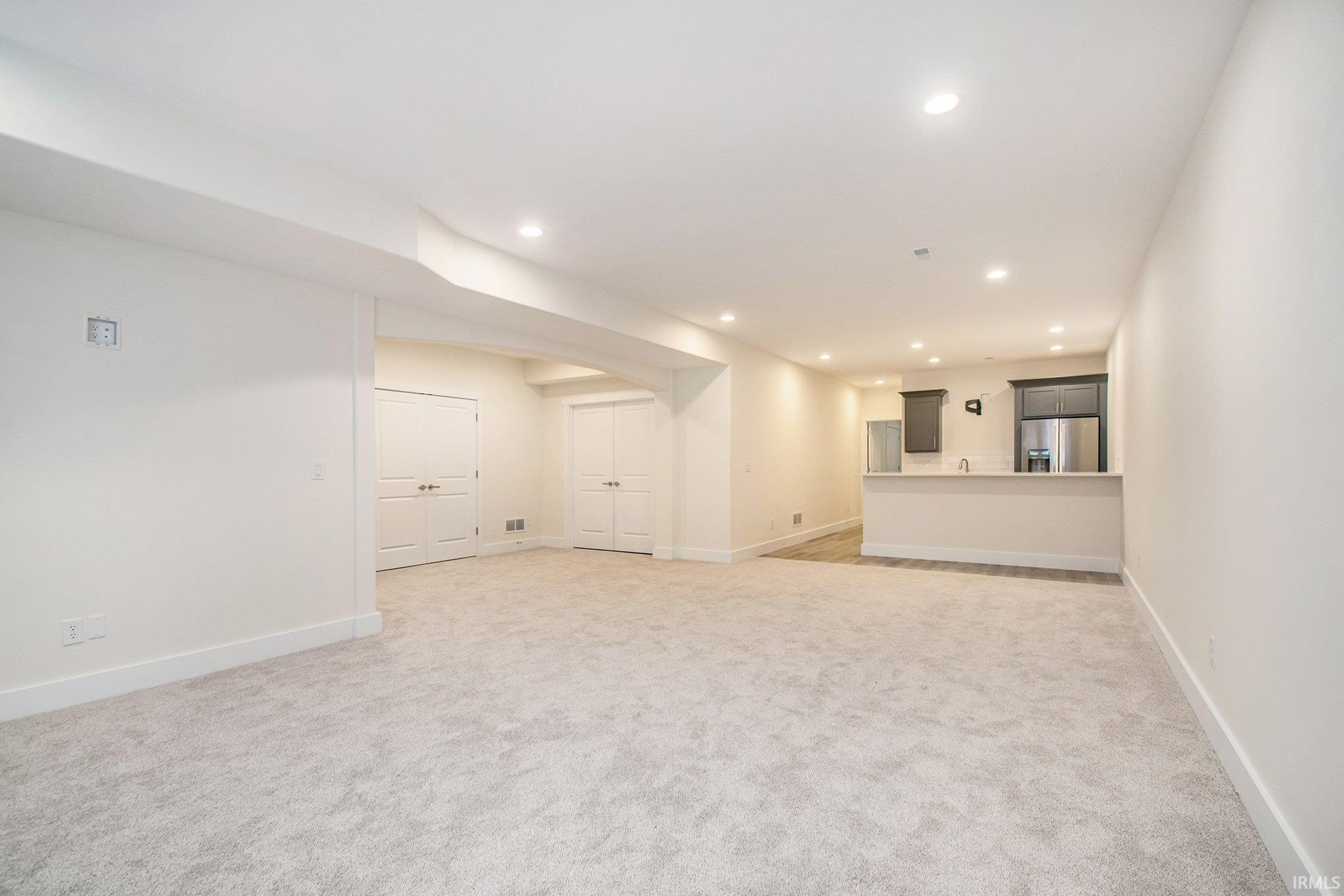 11270 Albany Ridge