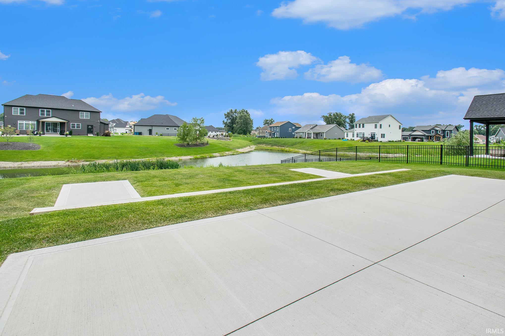 11270 Albany Ridge