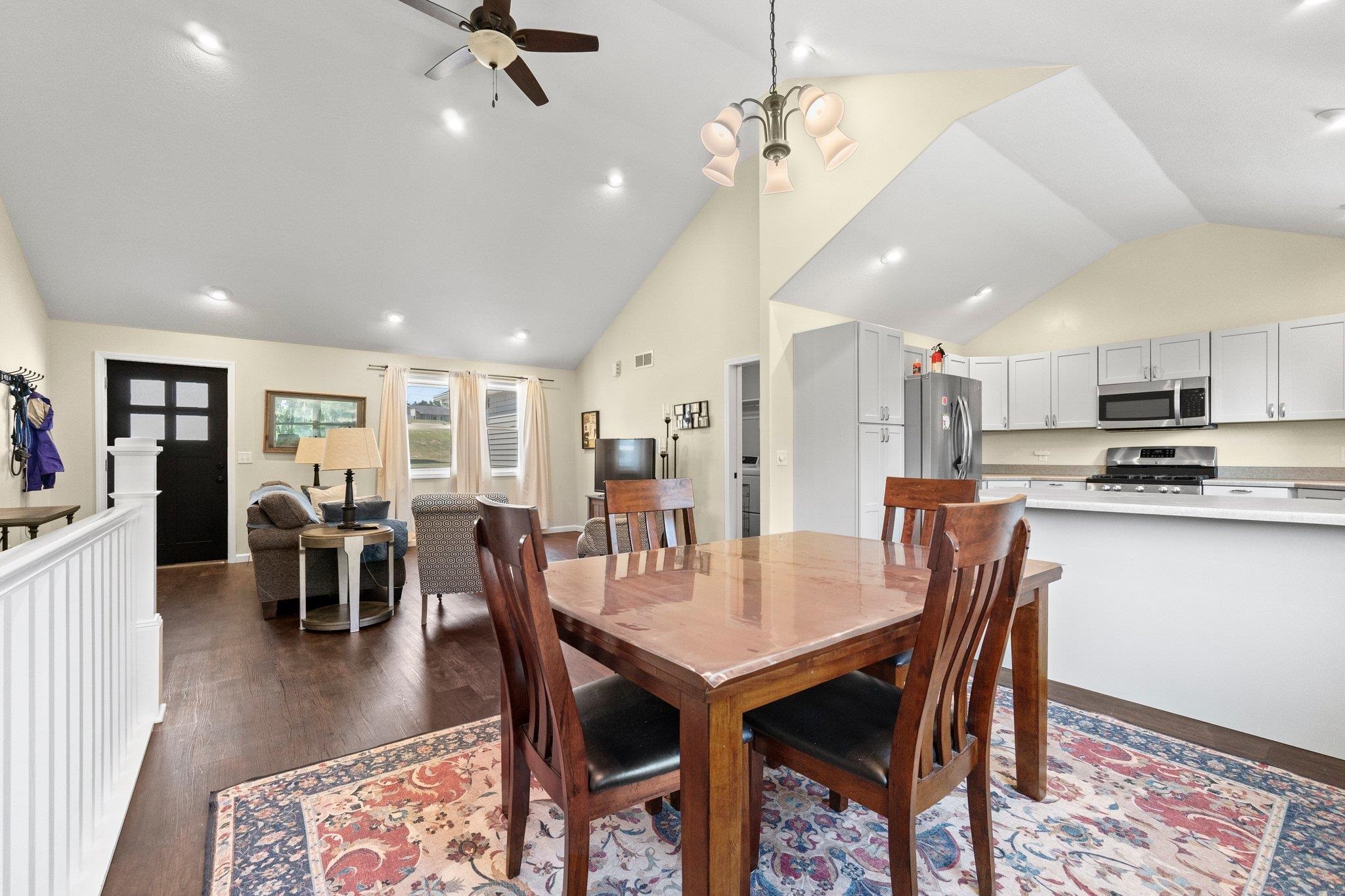 819 Fairhaven
