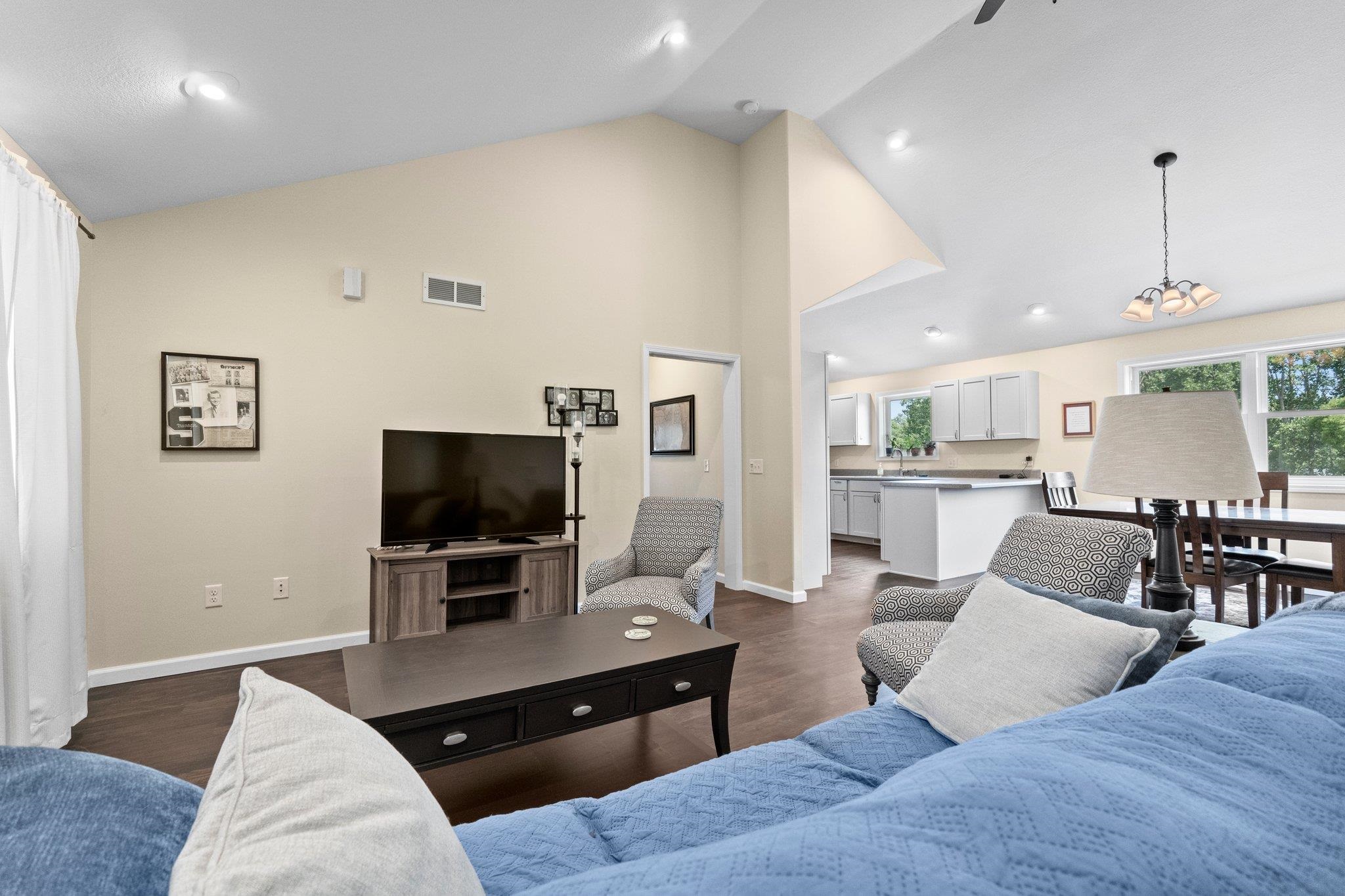 819 Fairhaven