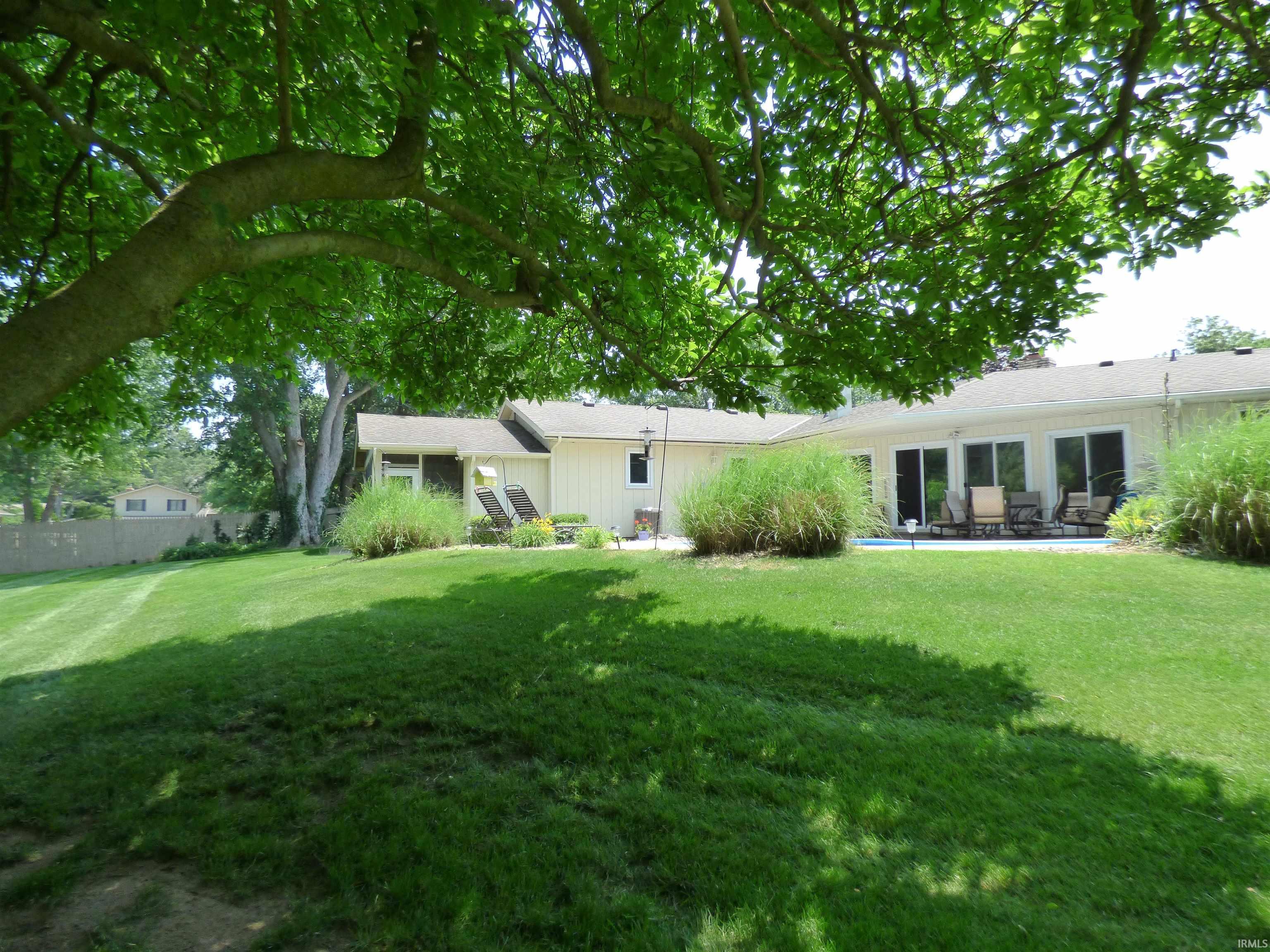 17911 Williamsburg
