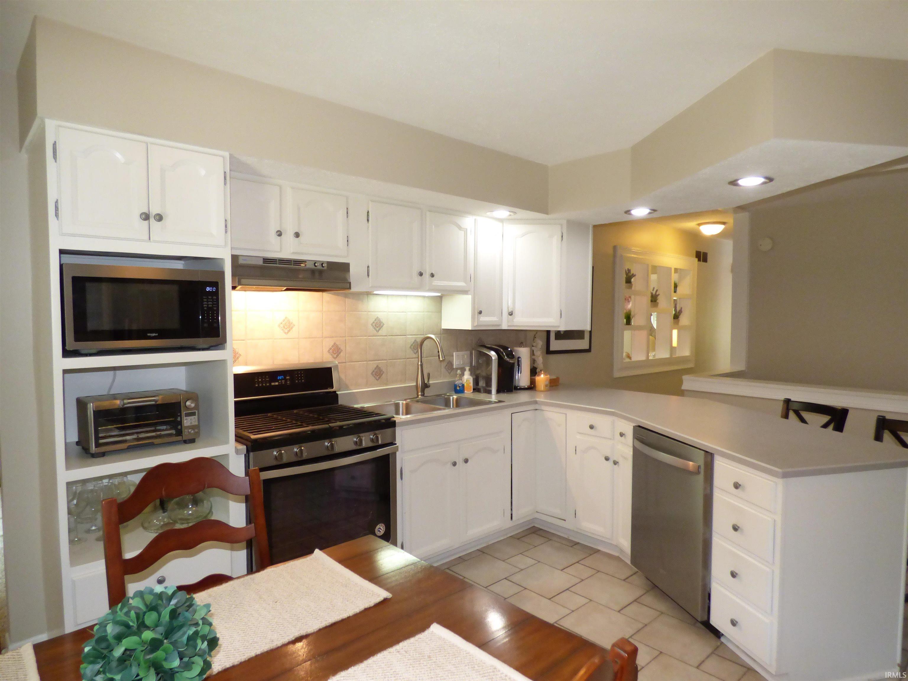 17911 Williamsburg