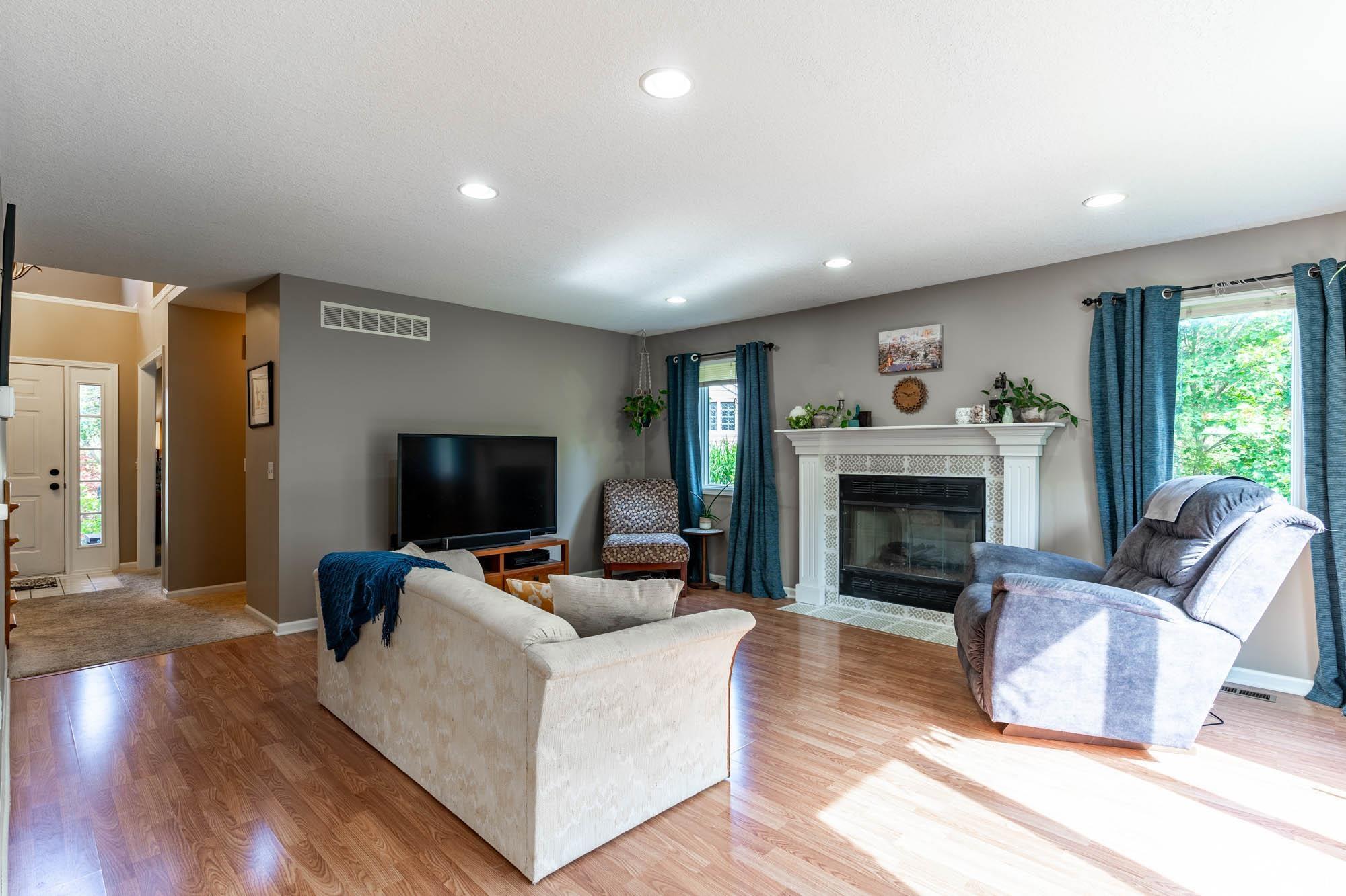 1632 Thistle