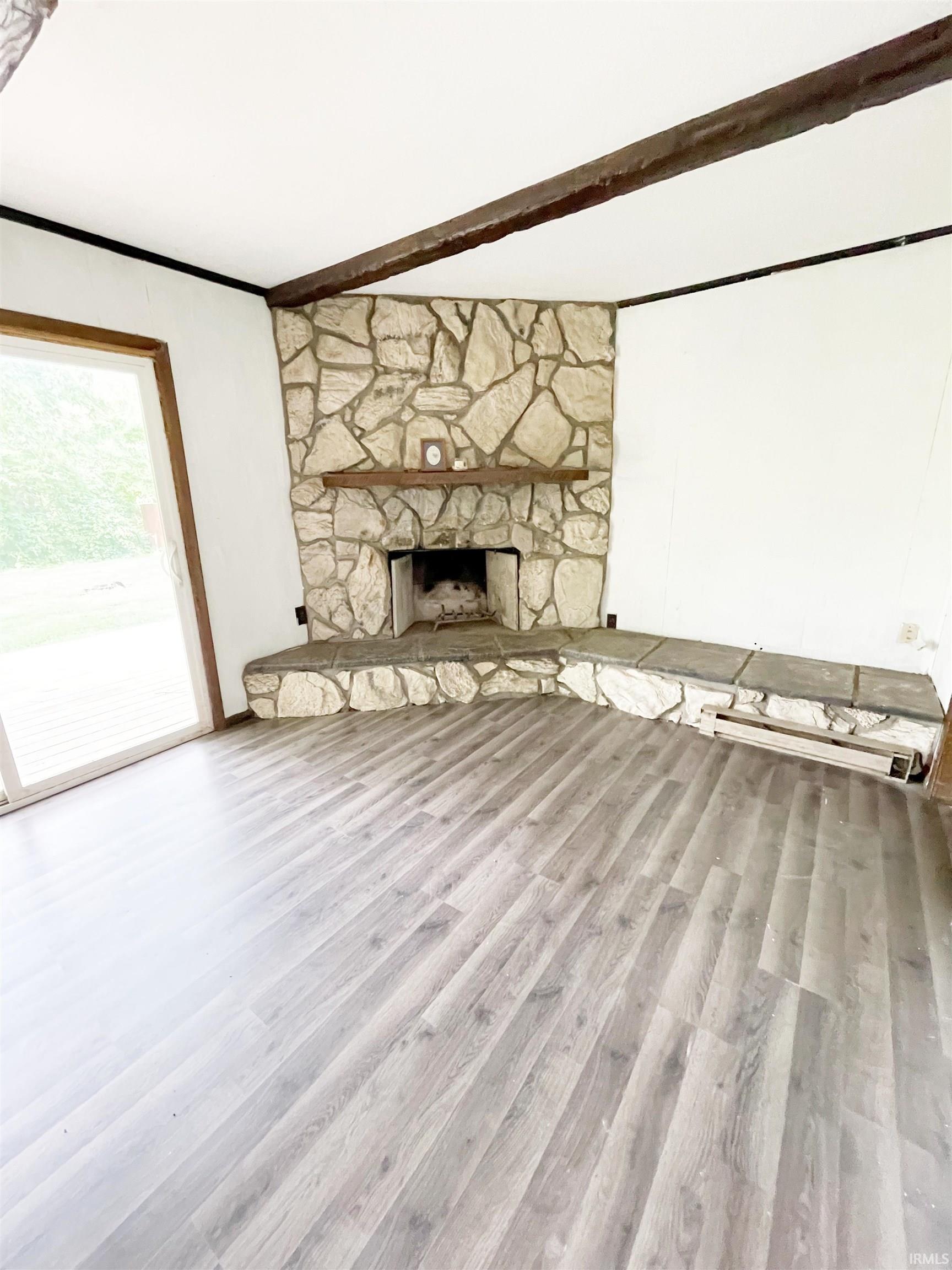 1212 Mcintyre