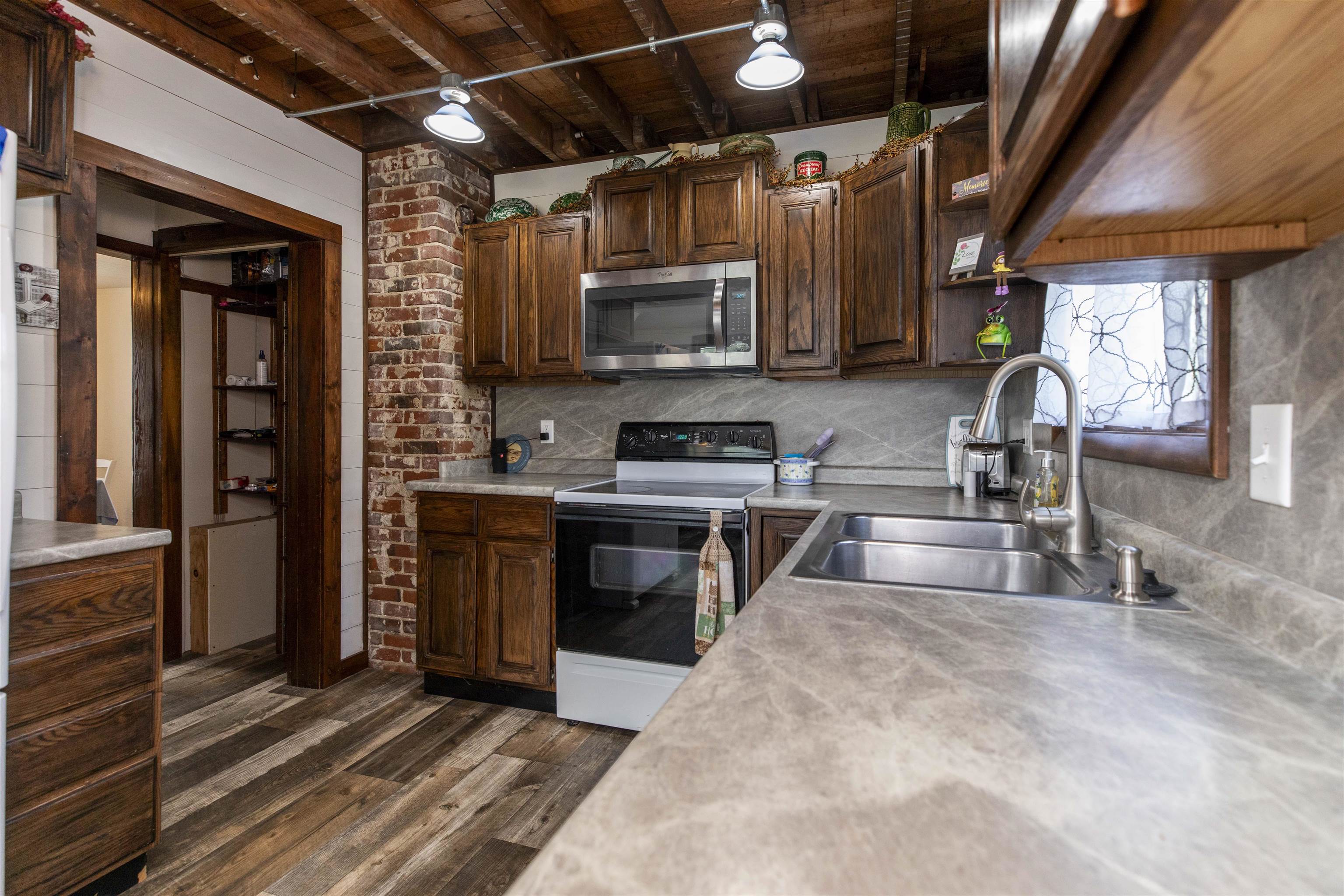 1219 Market