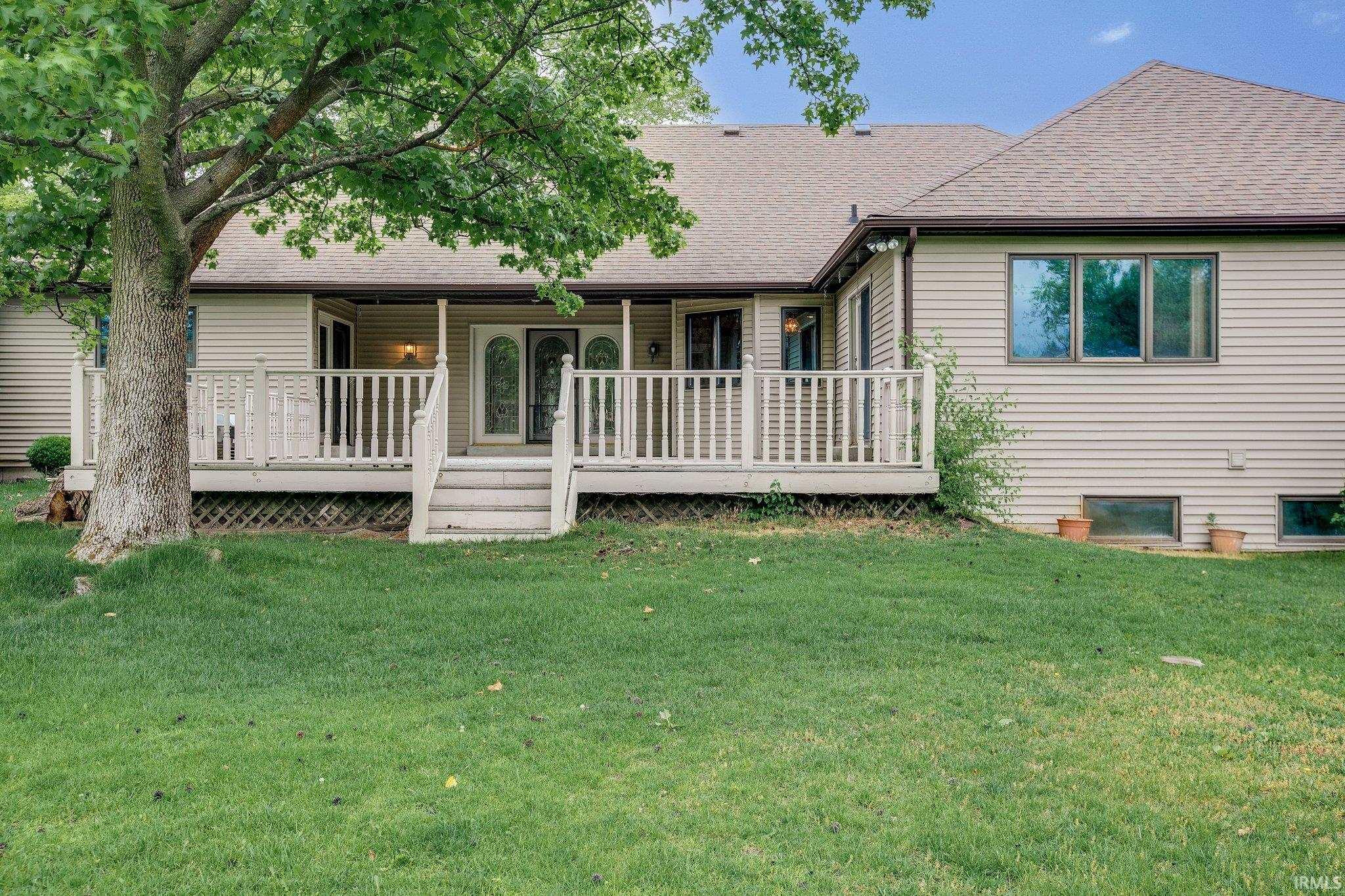 51851 Lake Knoll