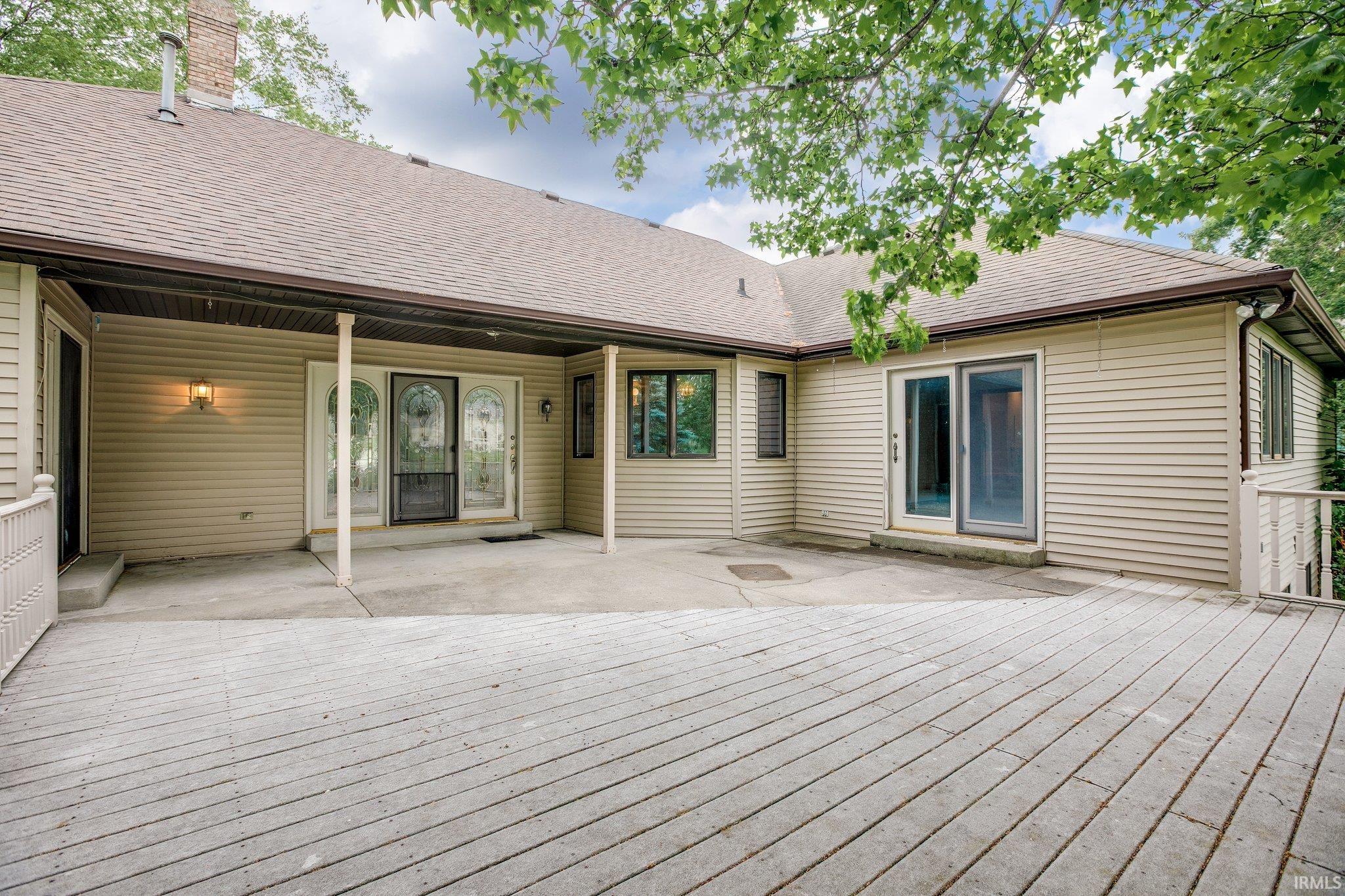 51851 Lake Knoll