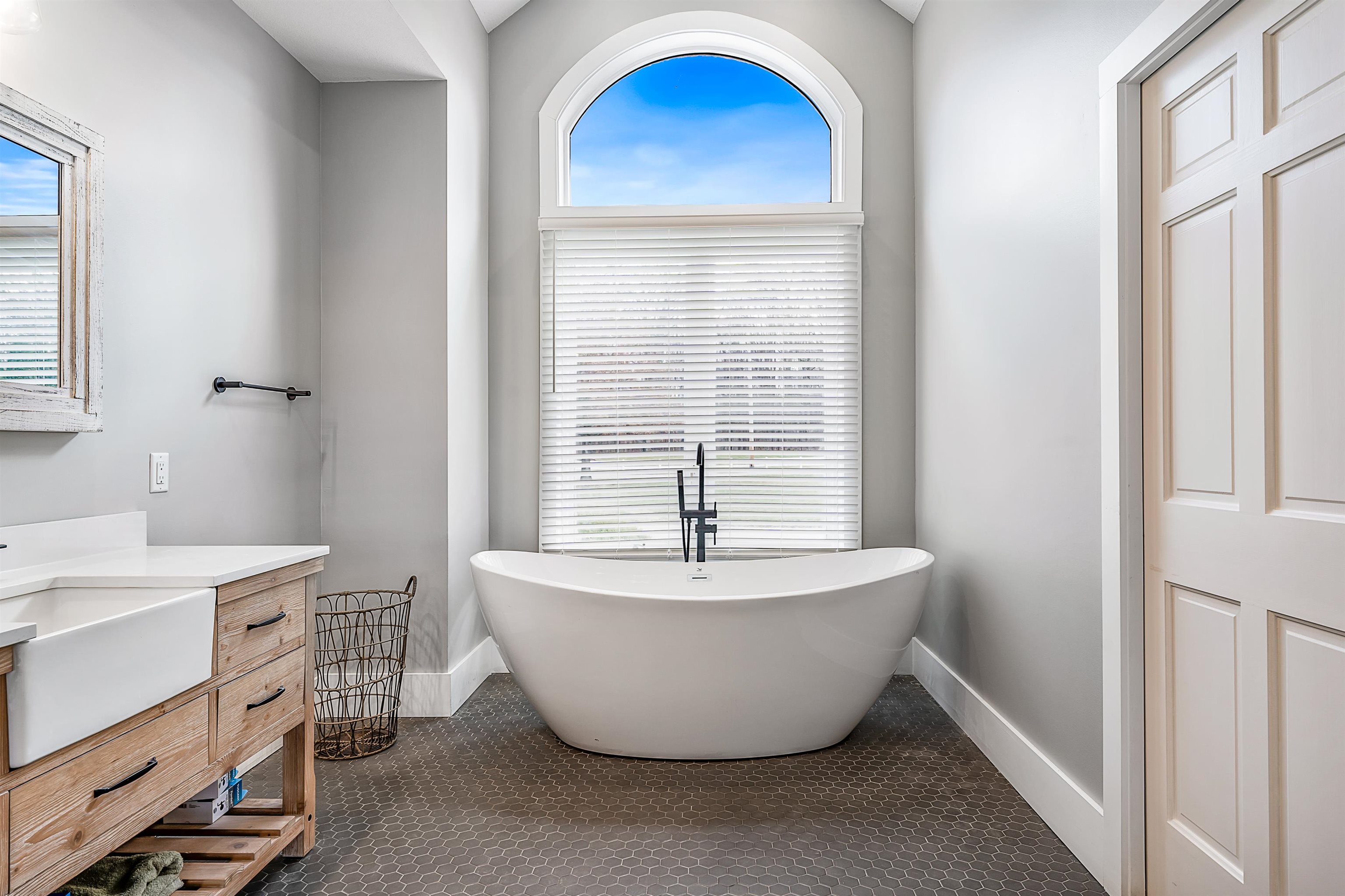 3600 Forest Glen