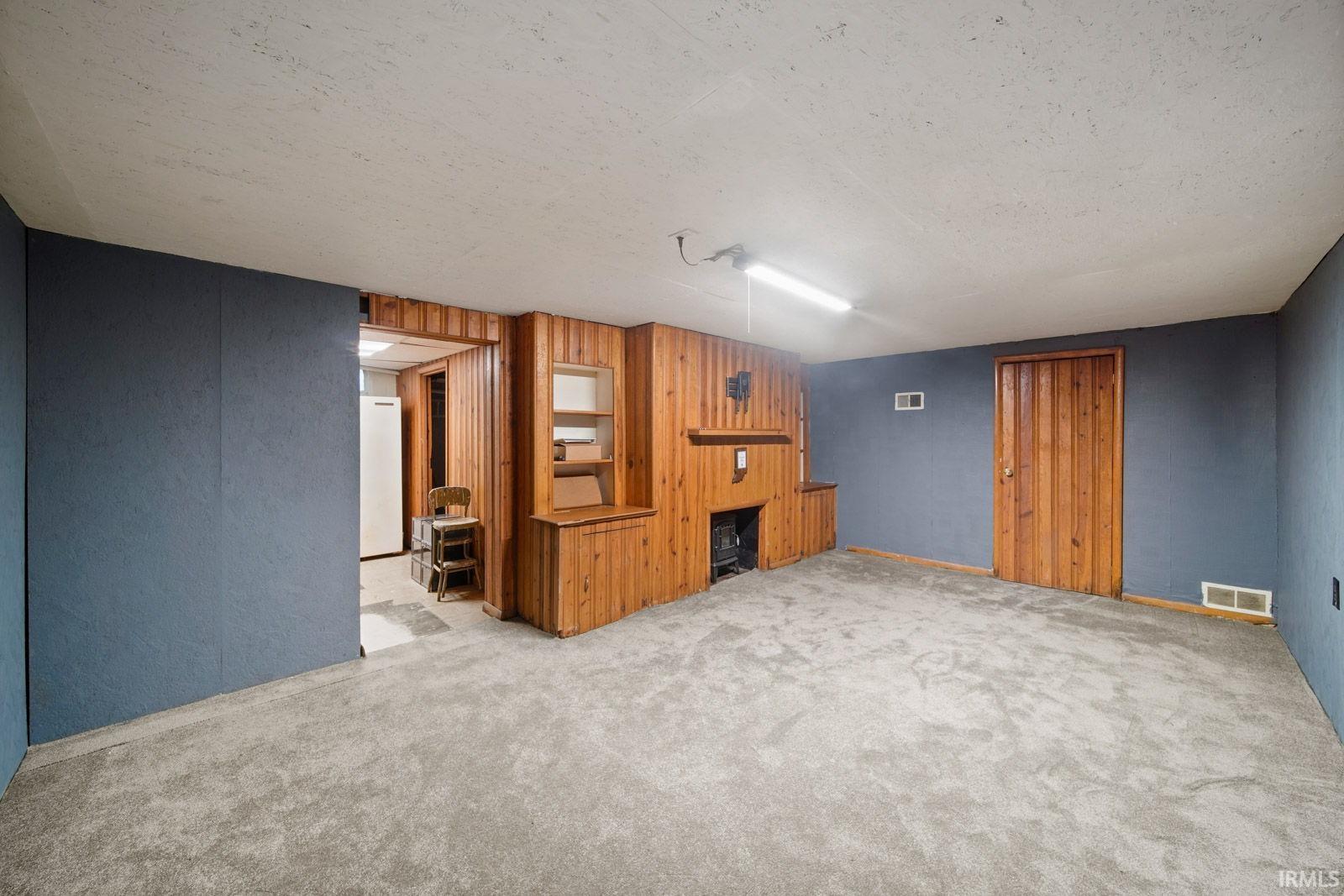1204 Kenmore