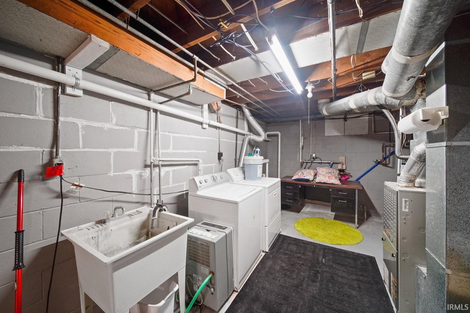 1204 Kenmore