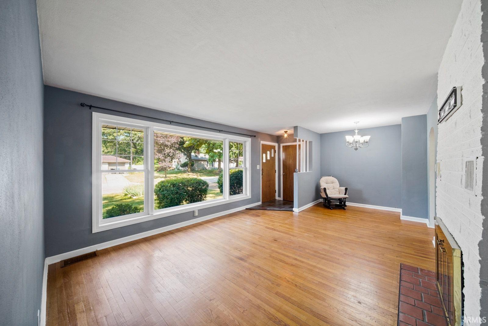 1204 Kenmore
