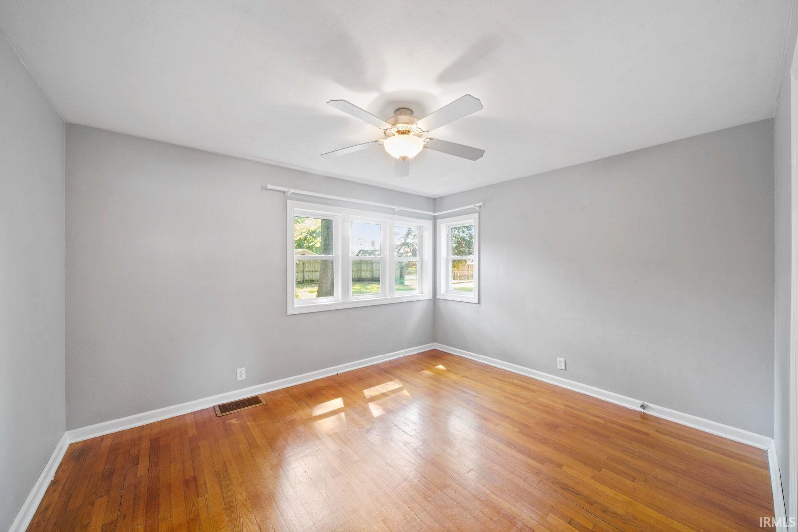 1204 Kenmore