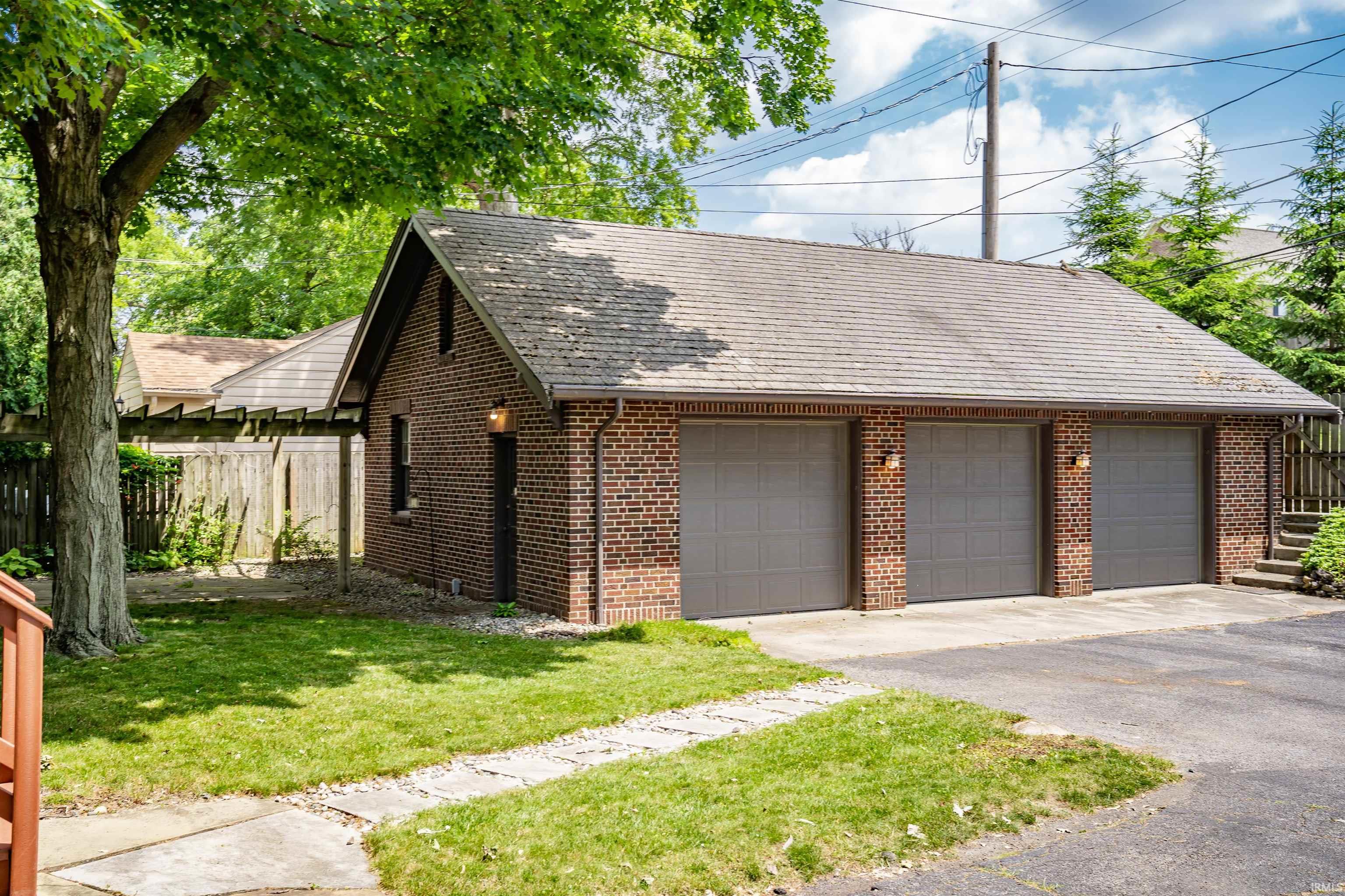 545 Beechwood