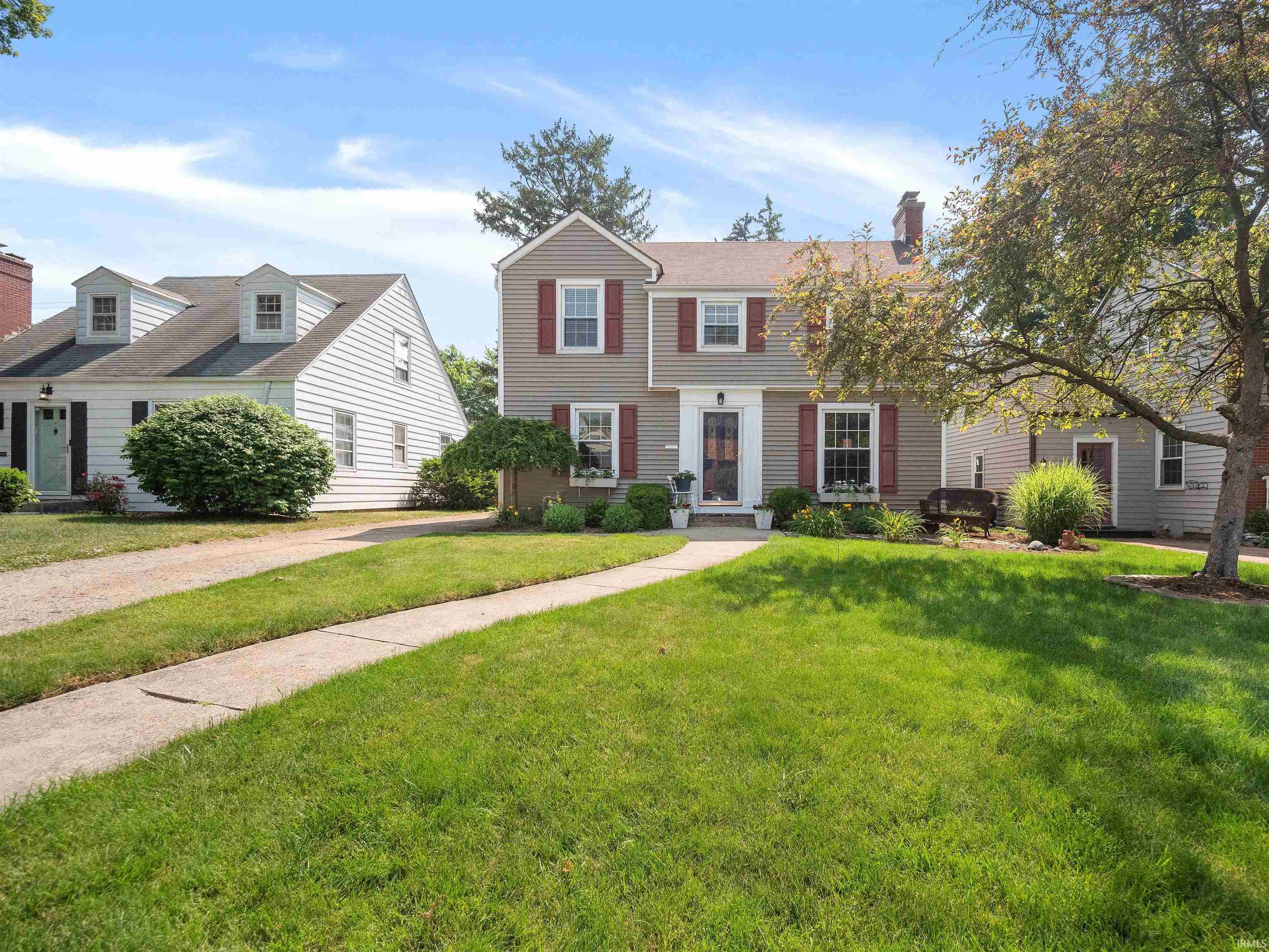 1702 Pemberton