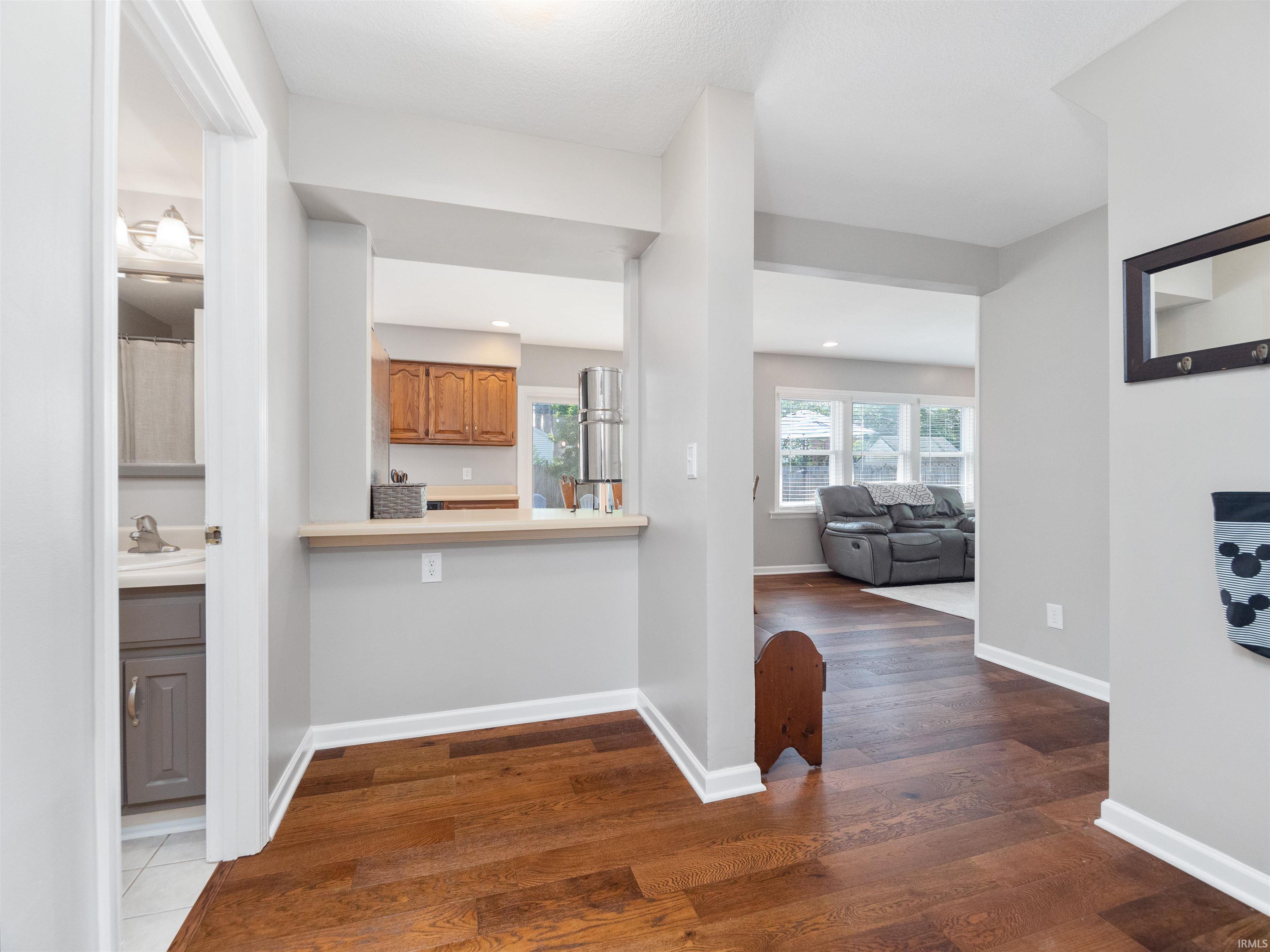 1702 Pemberton