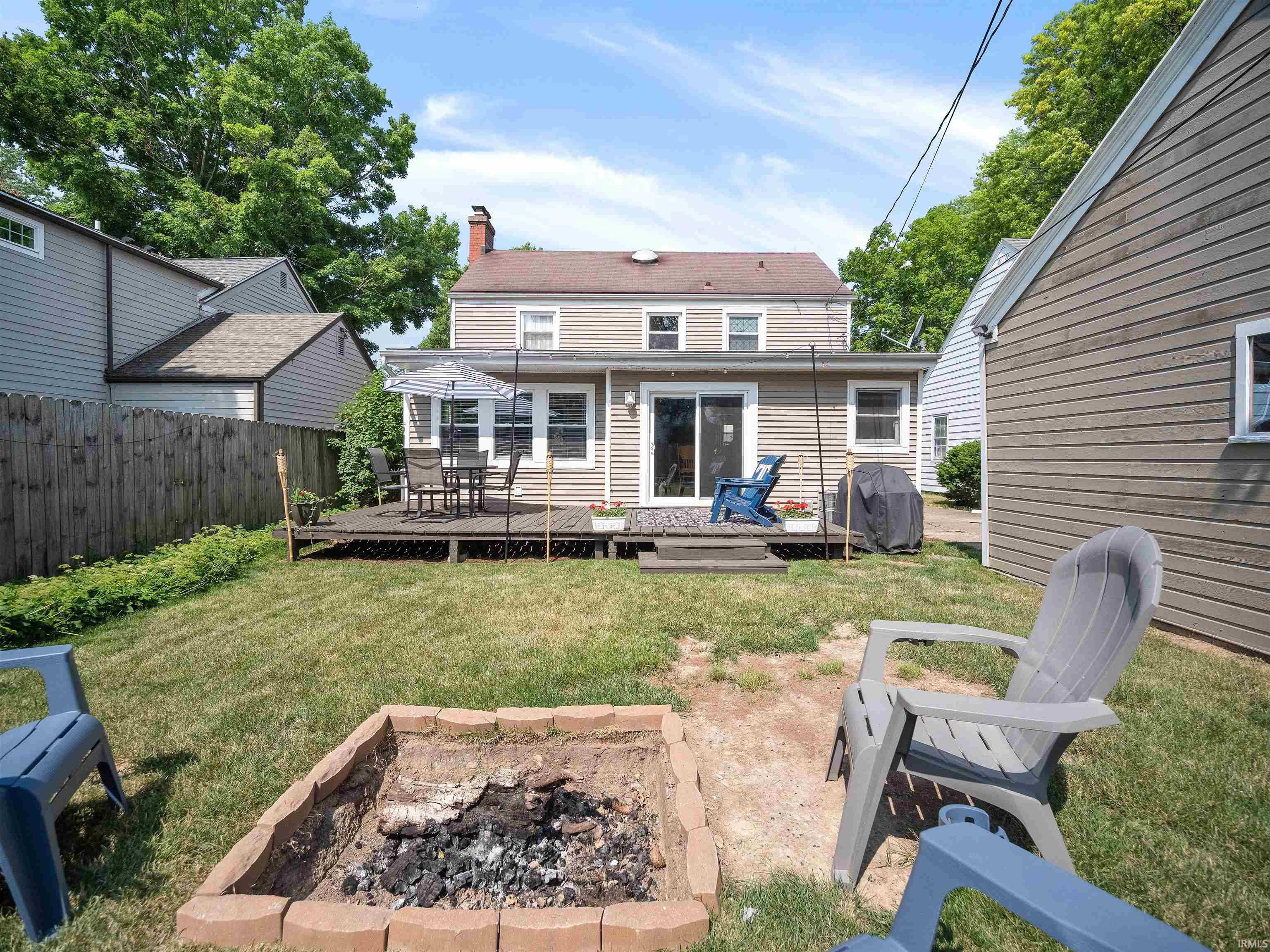1702 Pemberton