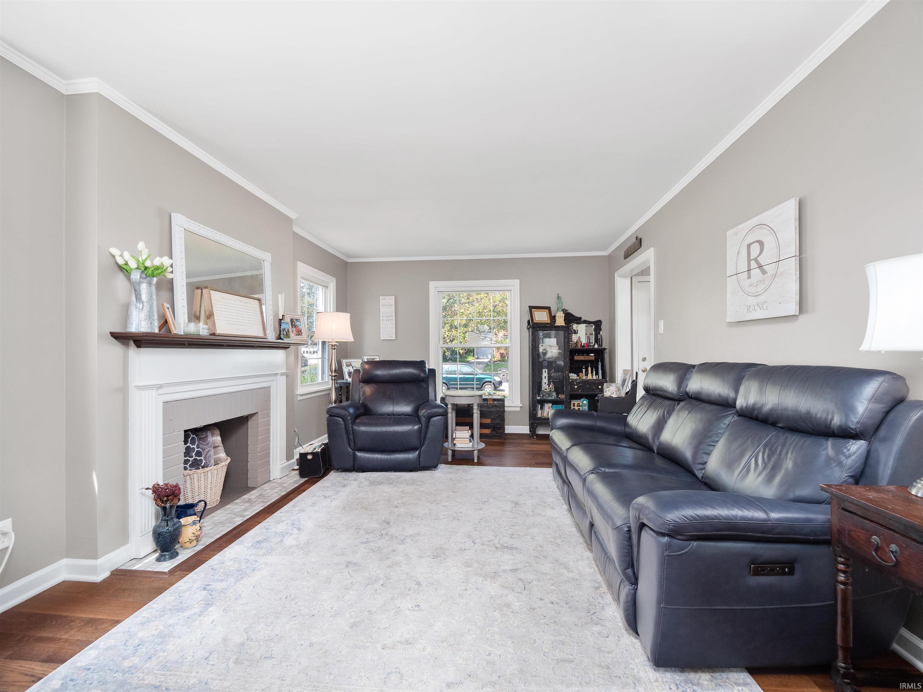 1702 Pemberton