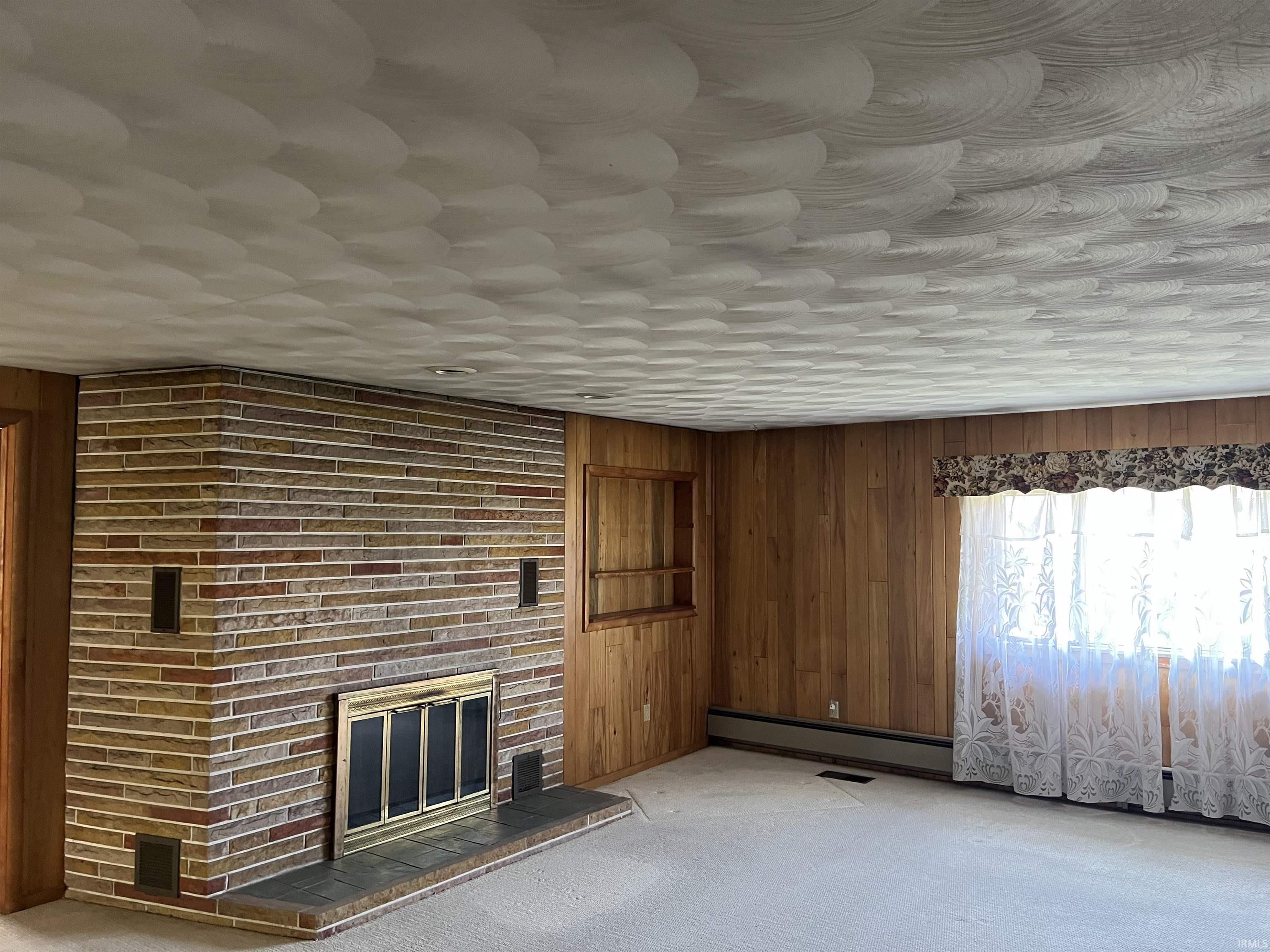 7025 Hartzell