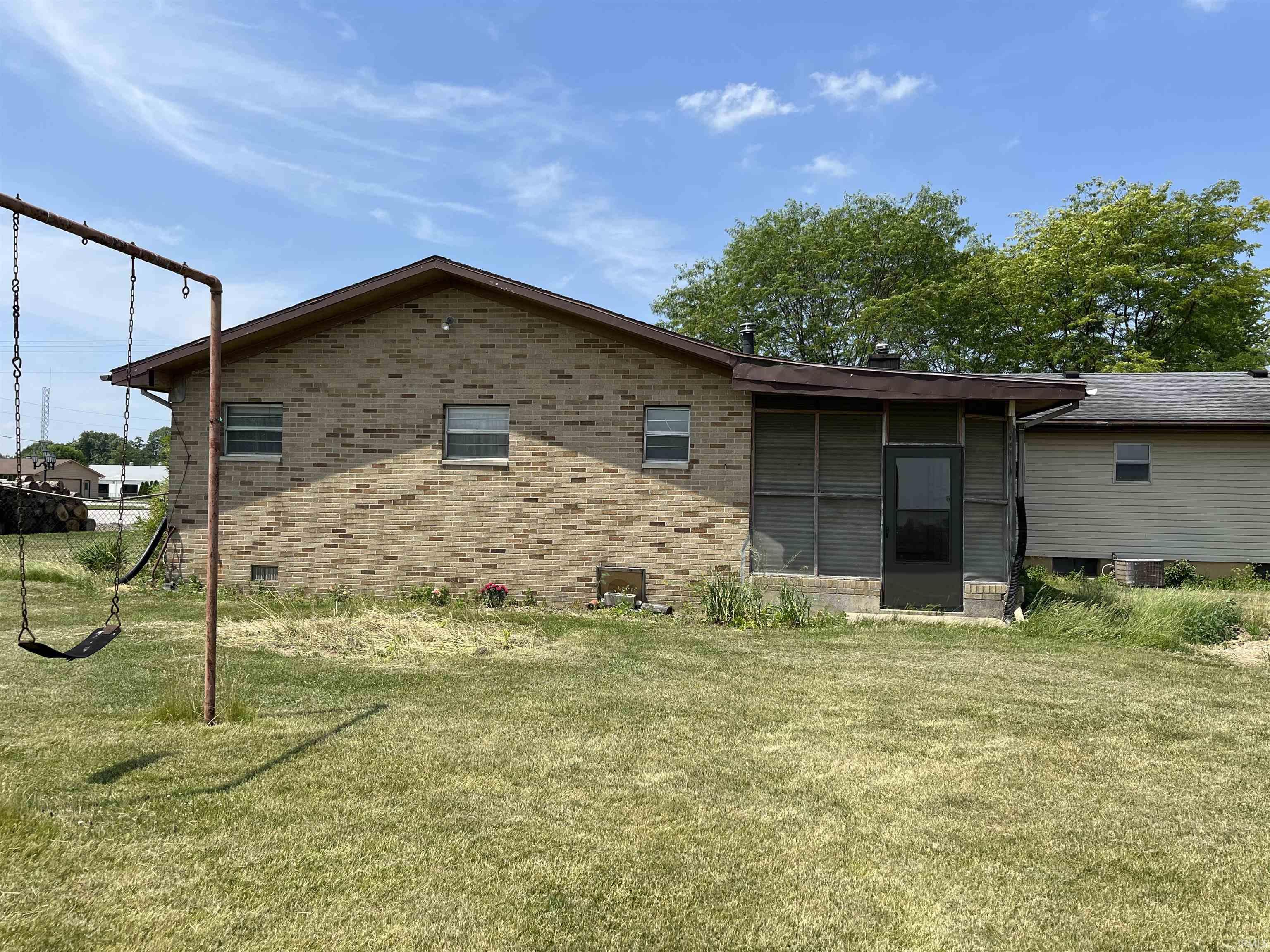 7025 Hartzell