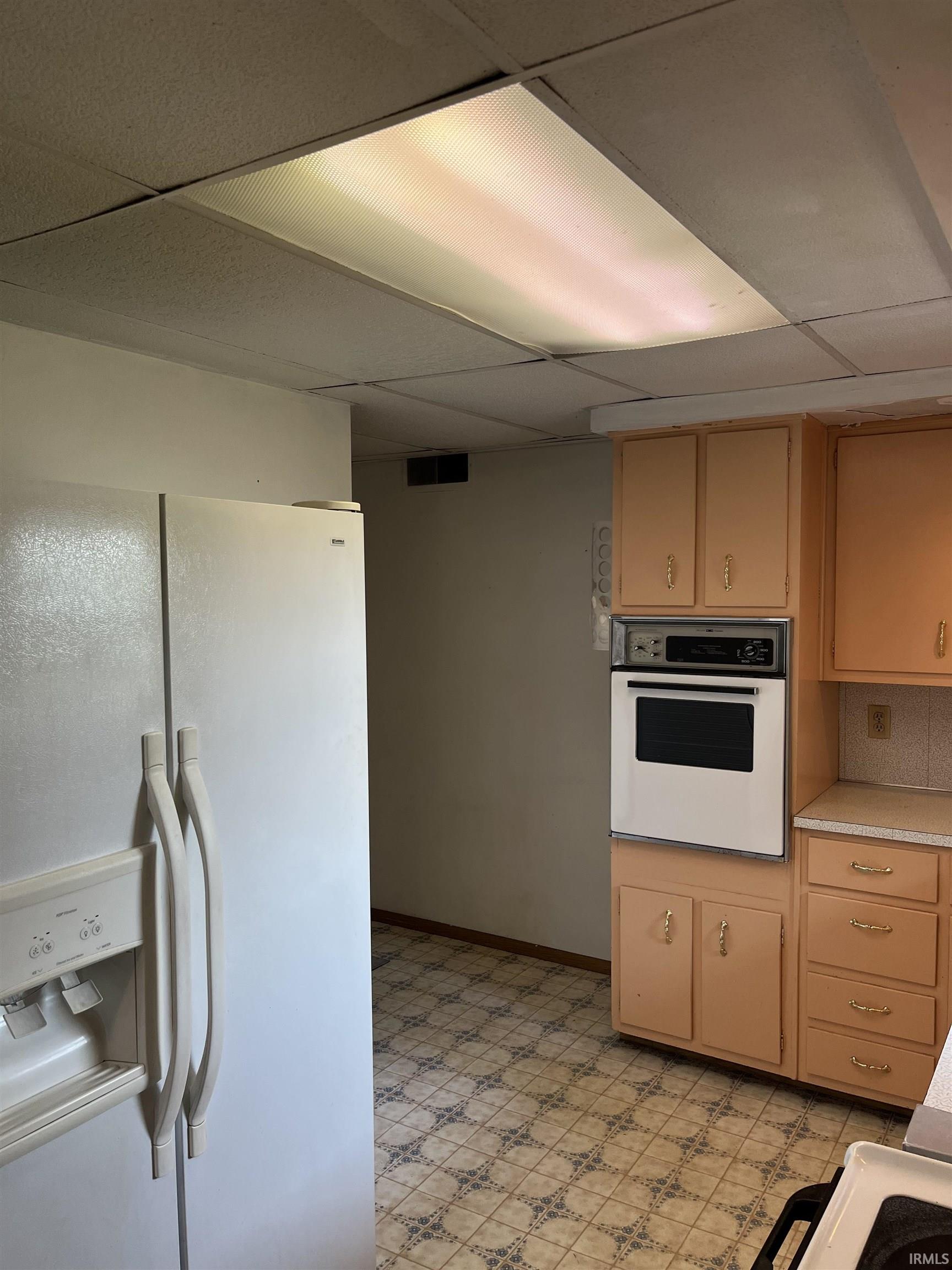 7025 Hartzell