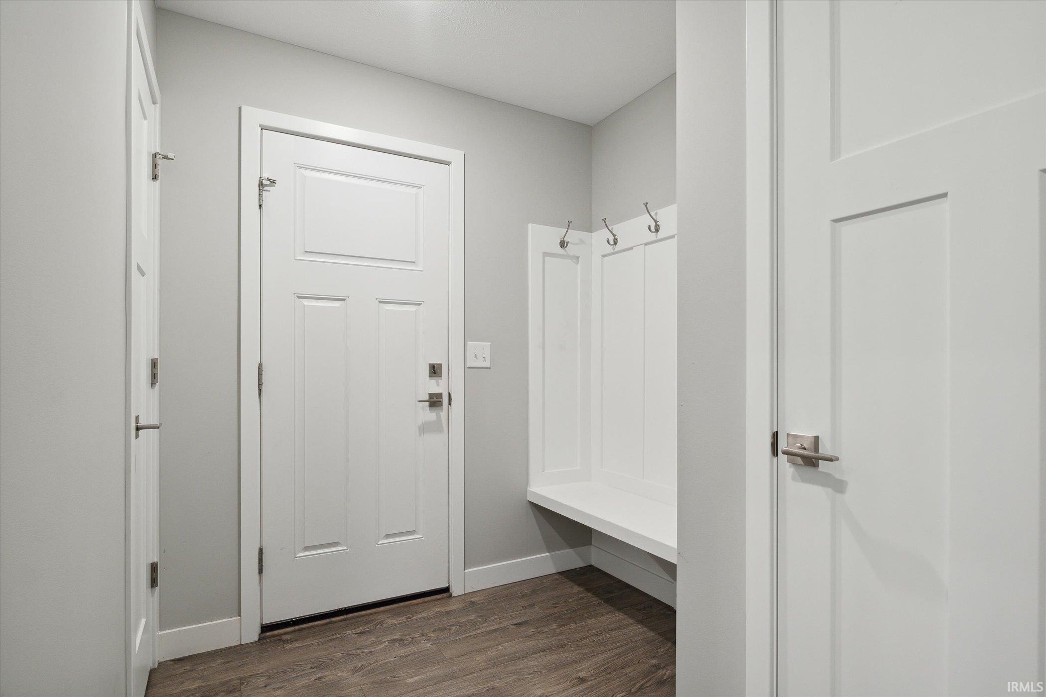 50881 Forest Lake