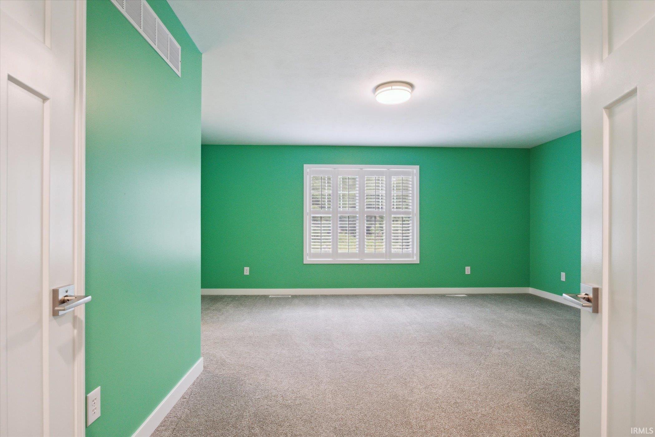 50881 Forest Lake