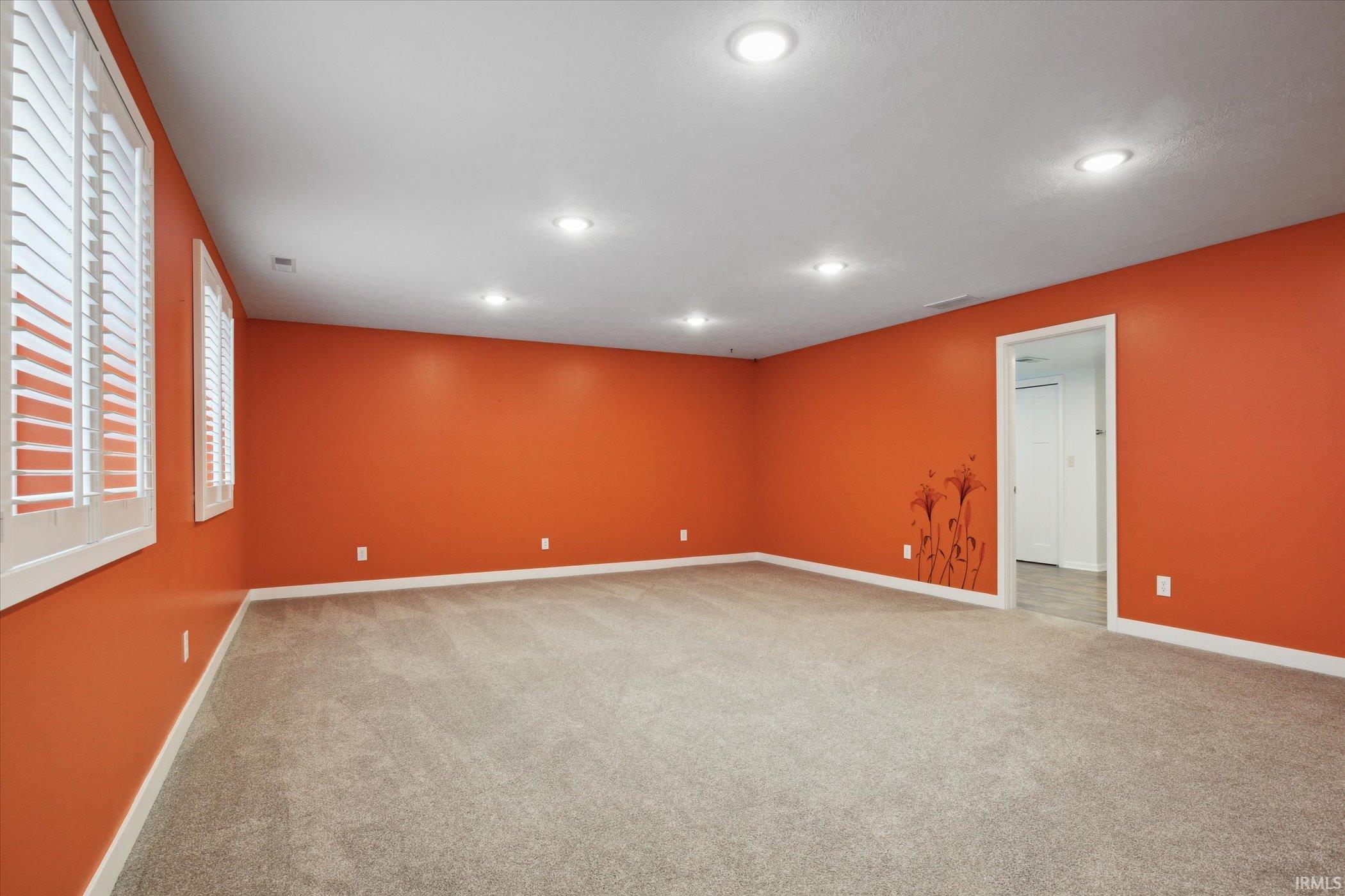 50881 Forest Lake