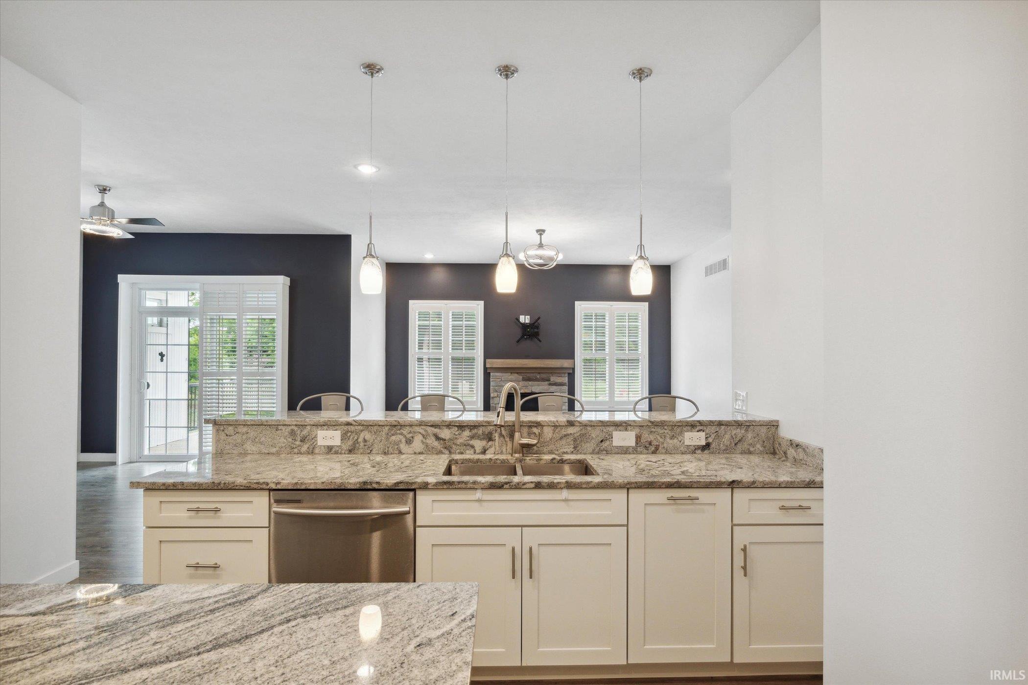 50881 Forest Lake
