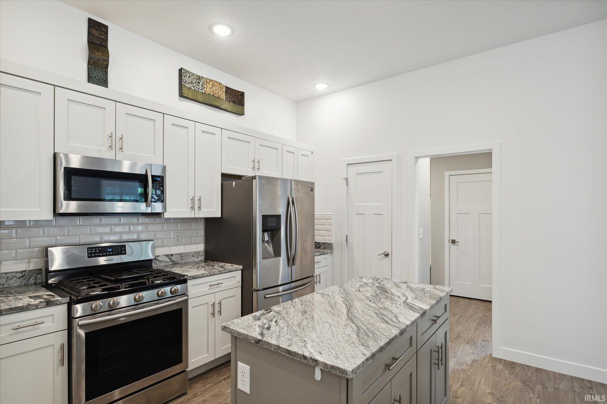50881 Forest Lake