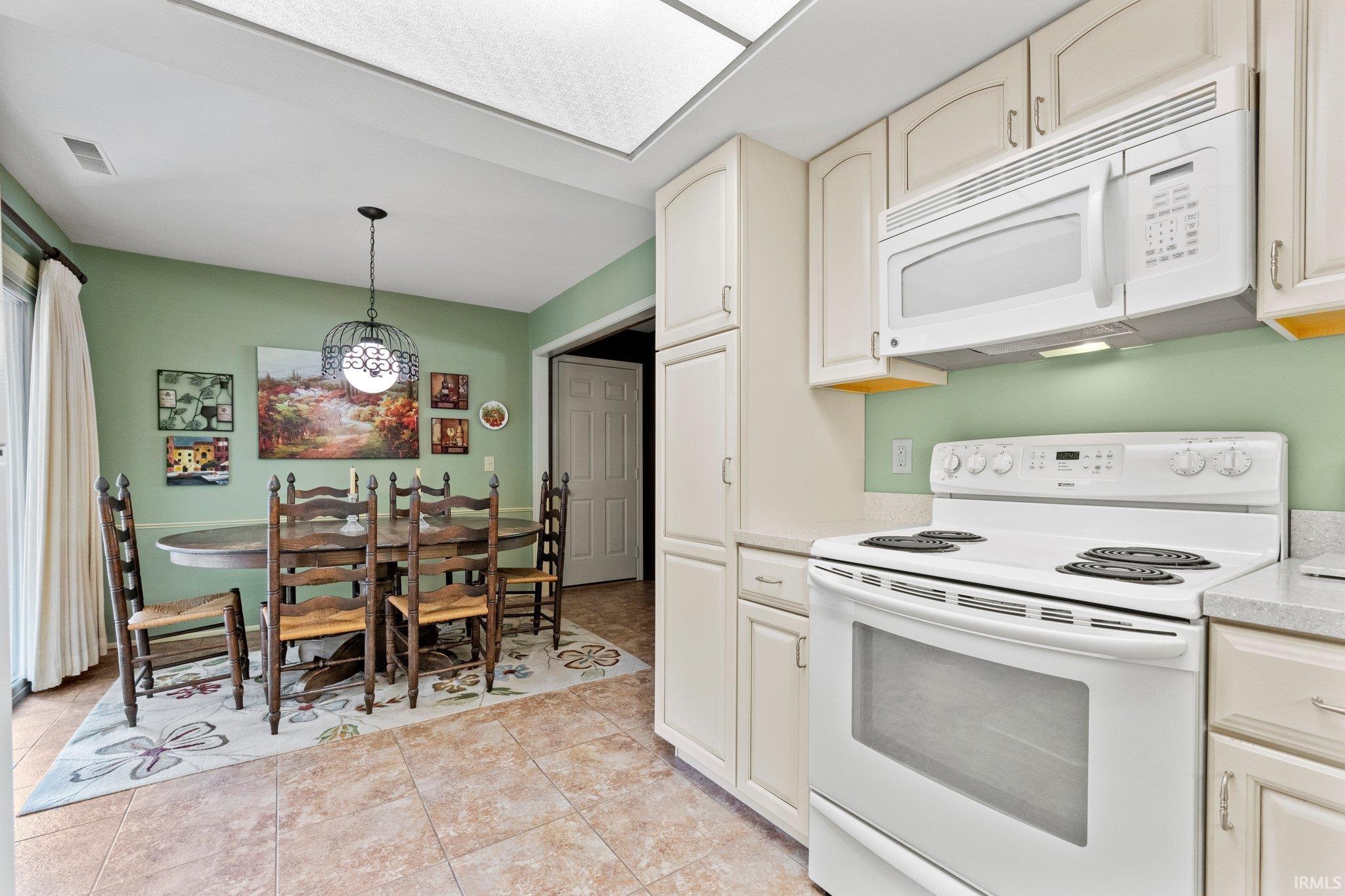 3506 Glouchester