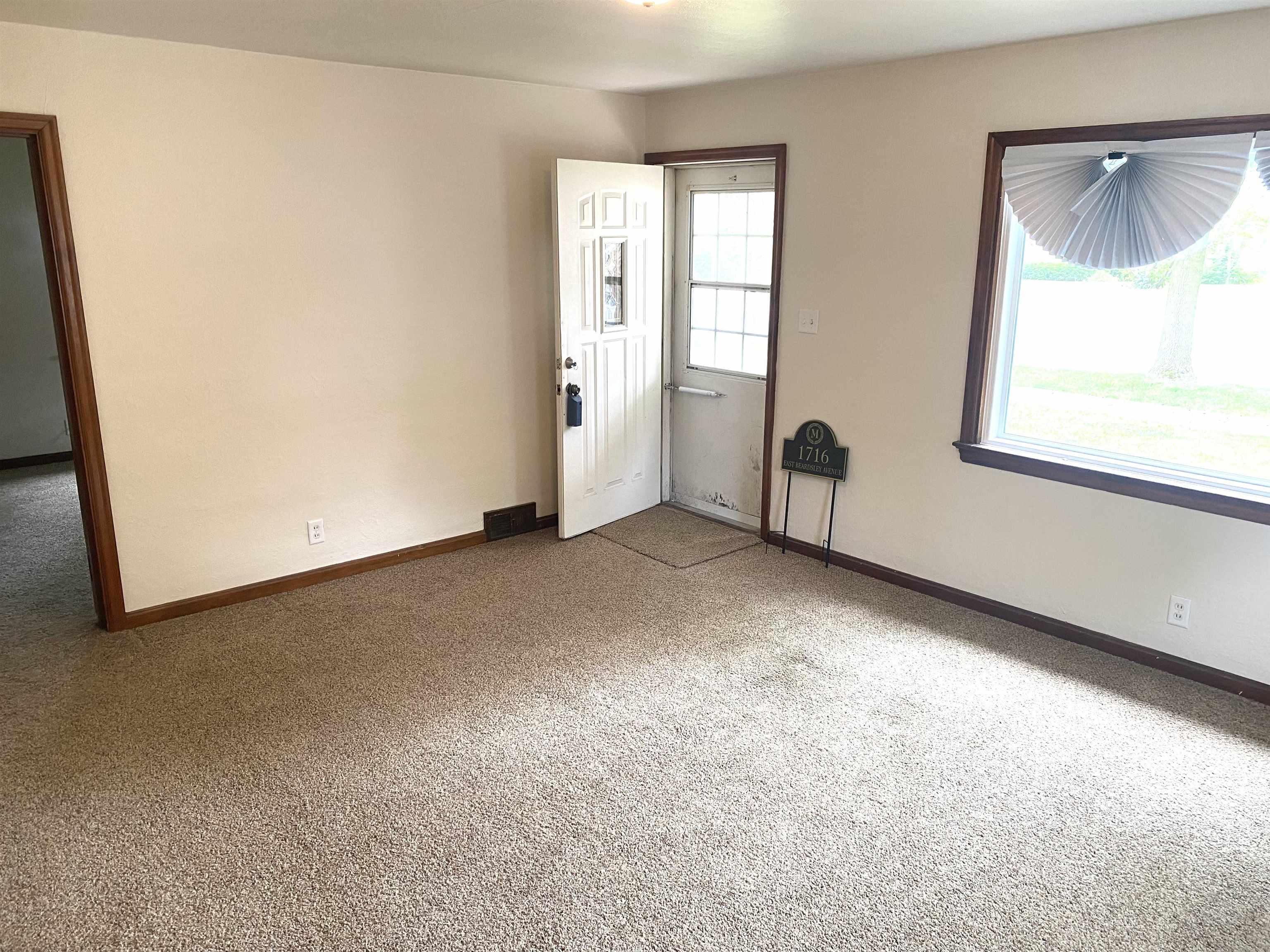 1716 Beardsley
