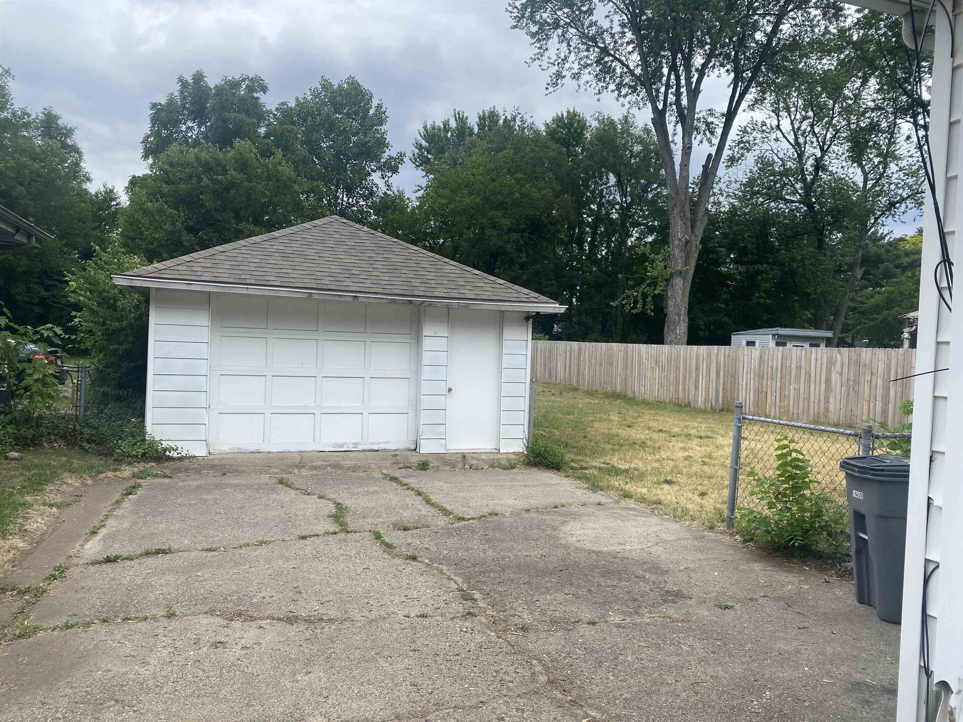 1716 Beardsley
