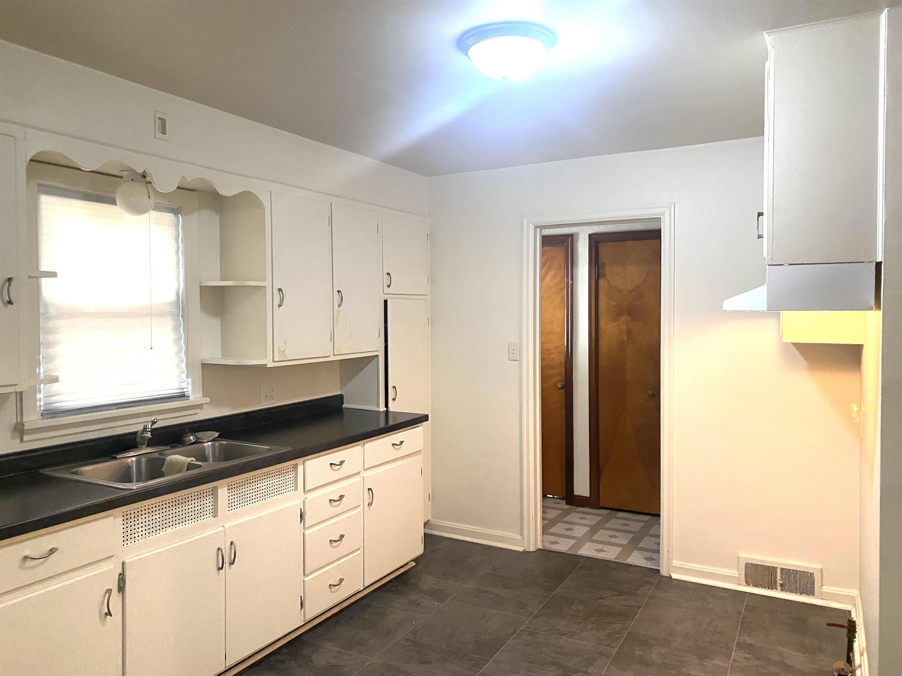 1716 Beardsley