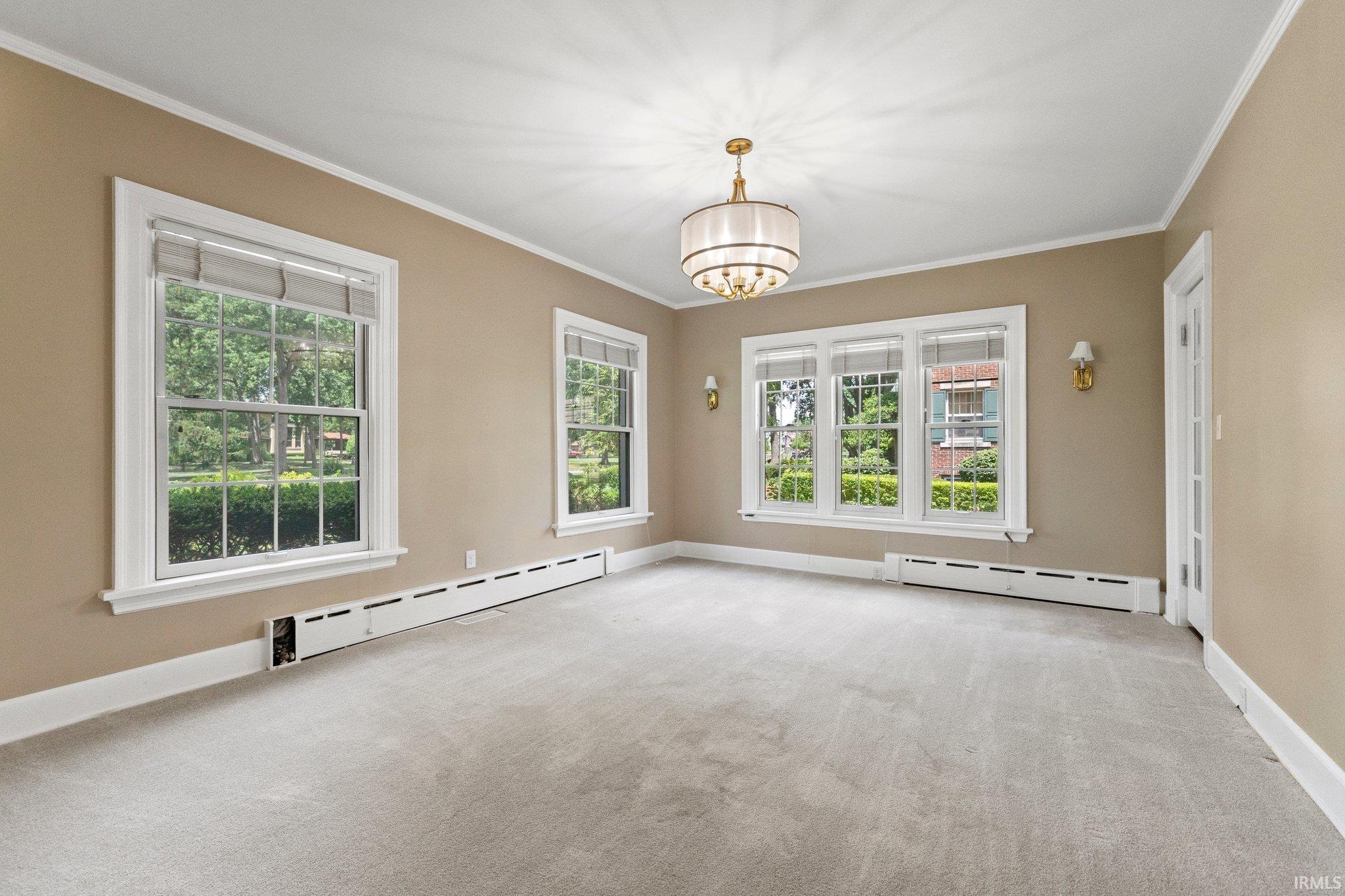 2120 Forest Park